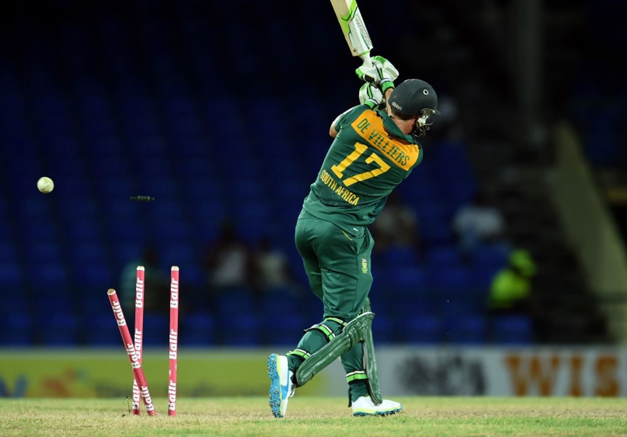 AB de Villiers is bowled by Josh Hazlewood, Australia v South Africa, 4th match, ODI tri-series, St Kitts