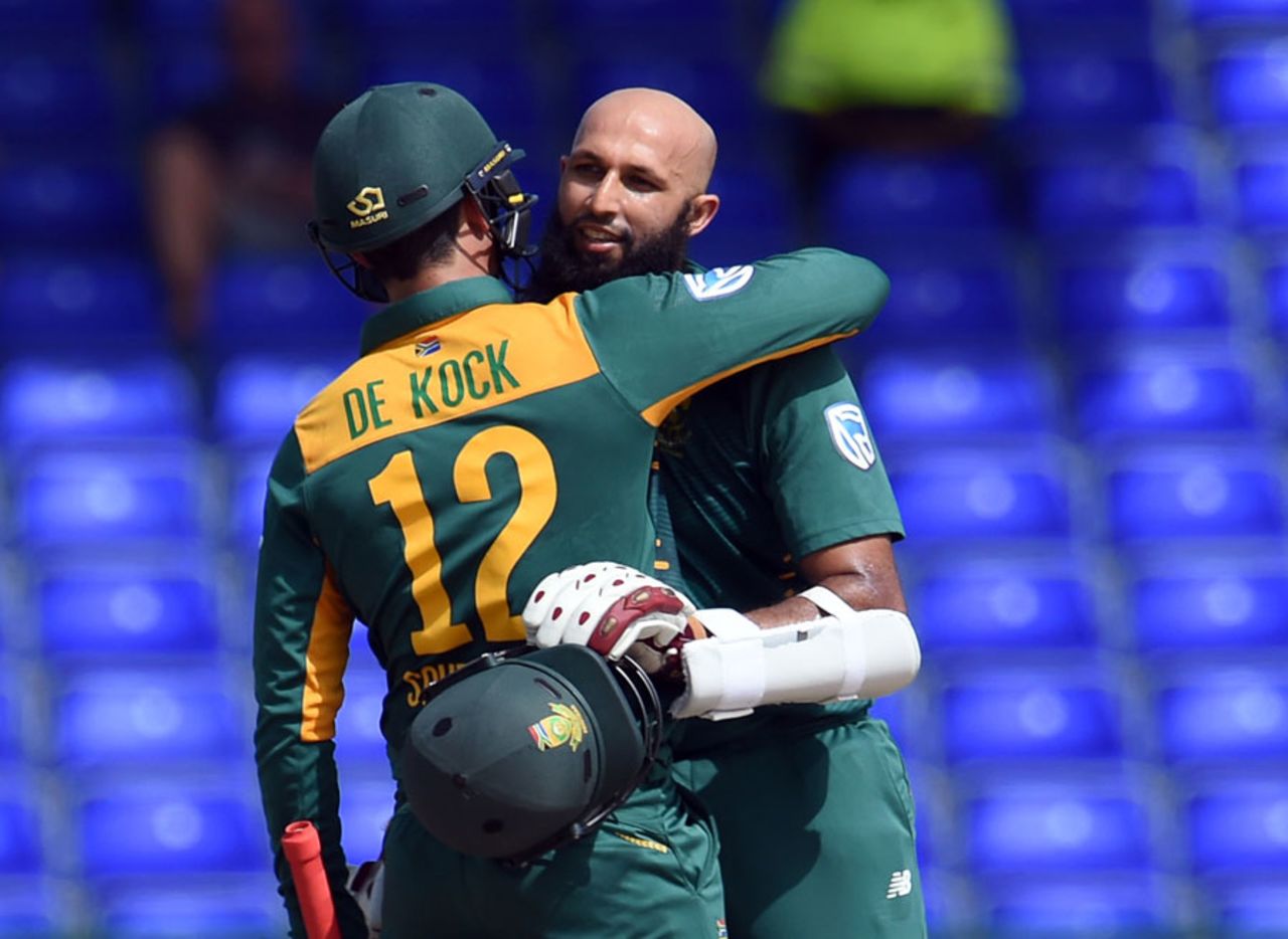 Quinton de Kock embraces Hashim Amla, West Indies v South Africa, 6th match, ODI tri-series, St Kitts