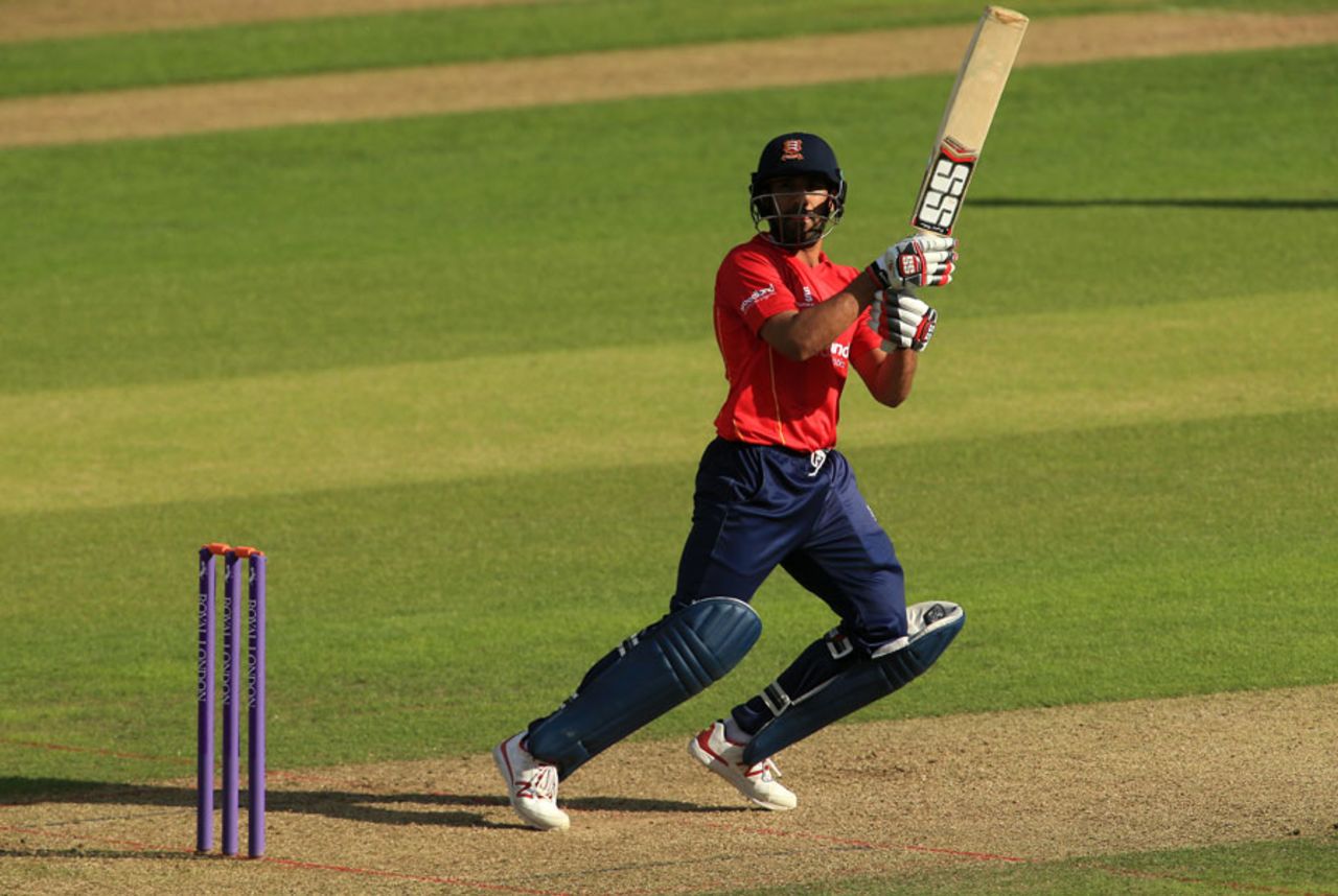 Ravi Bopara made his first significant score since taking the captaincy, Essex v Kent, Royal London Cup, South Group, Chelmsford, June 15, 2016
