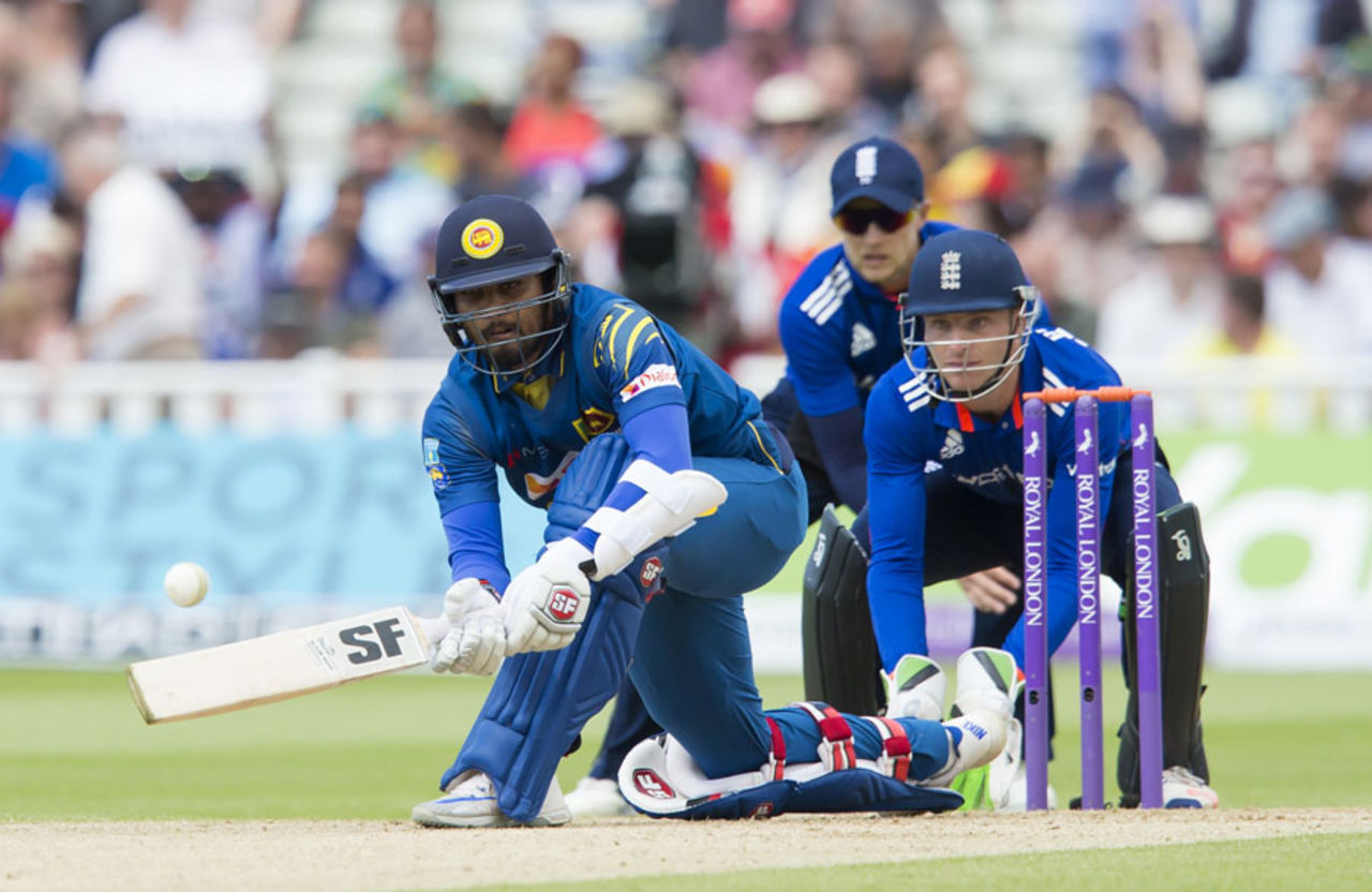 Dinesh Chandimal gets down to sweep, England v Sri Lanka, 2nd ODI, Edgbaston, June 24, 2016