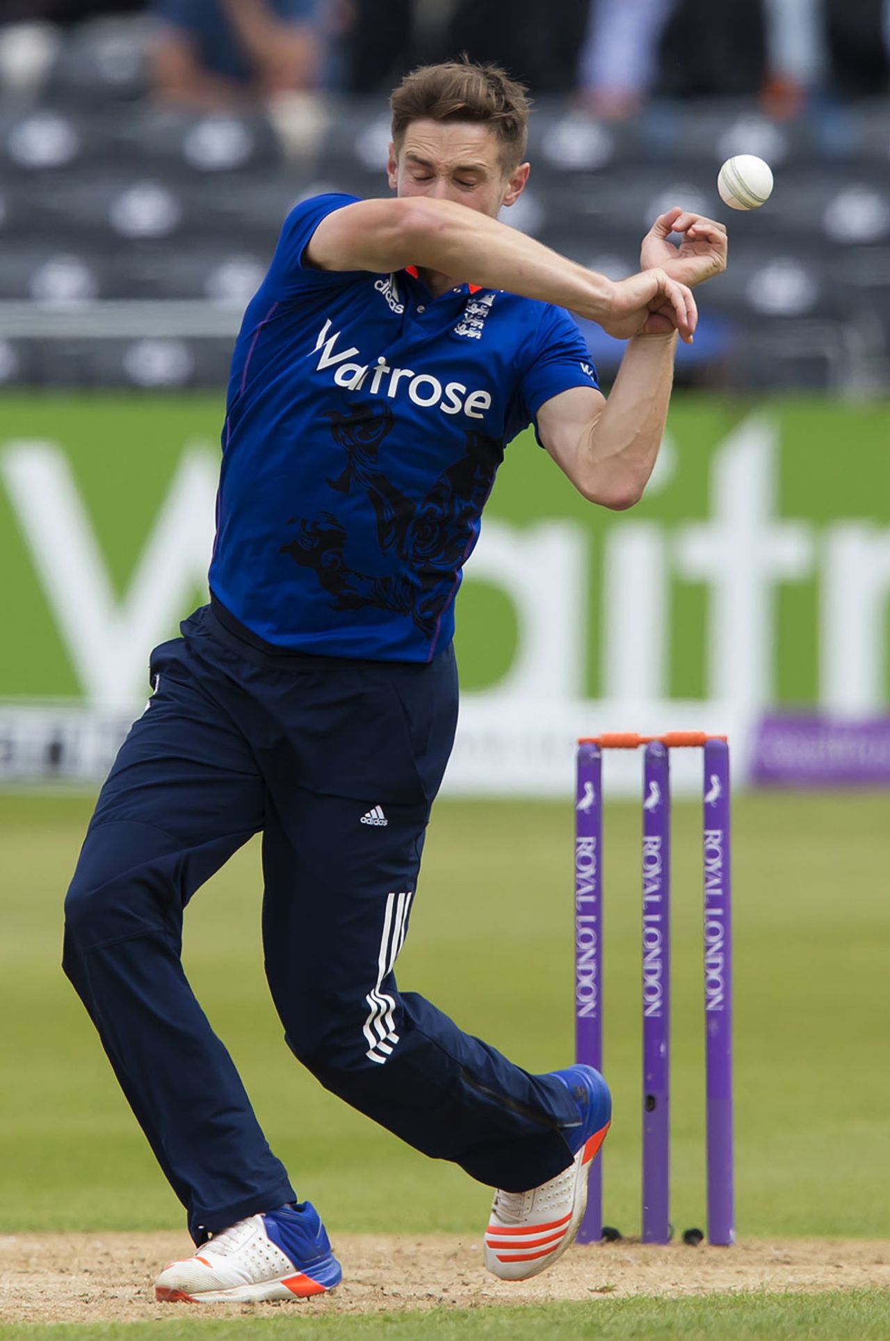 Chris Woakes could not hold on to a sharp chance, England v Sri Lanka, 3rd ODI, Bristol, June 26, 2016