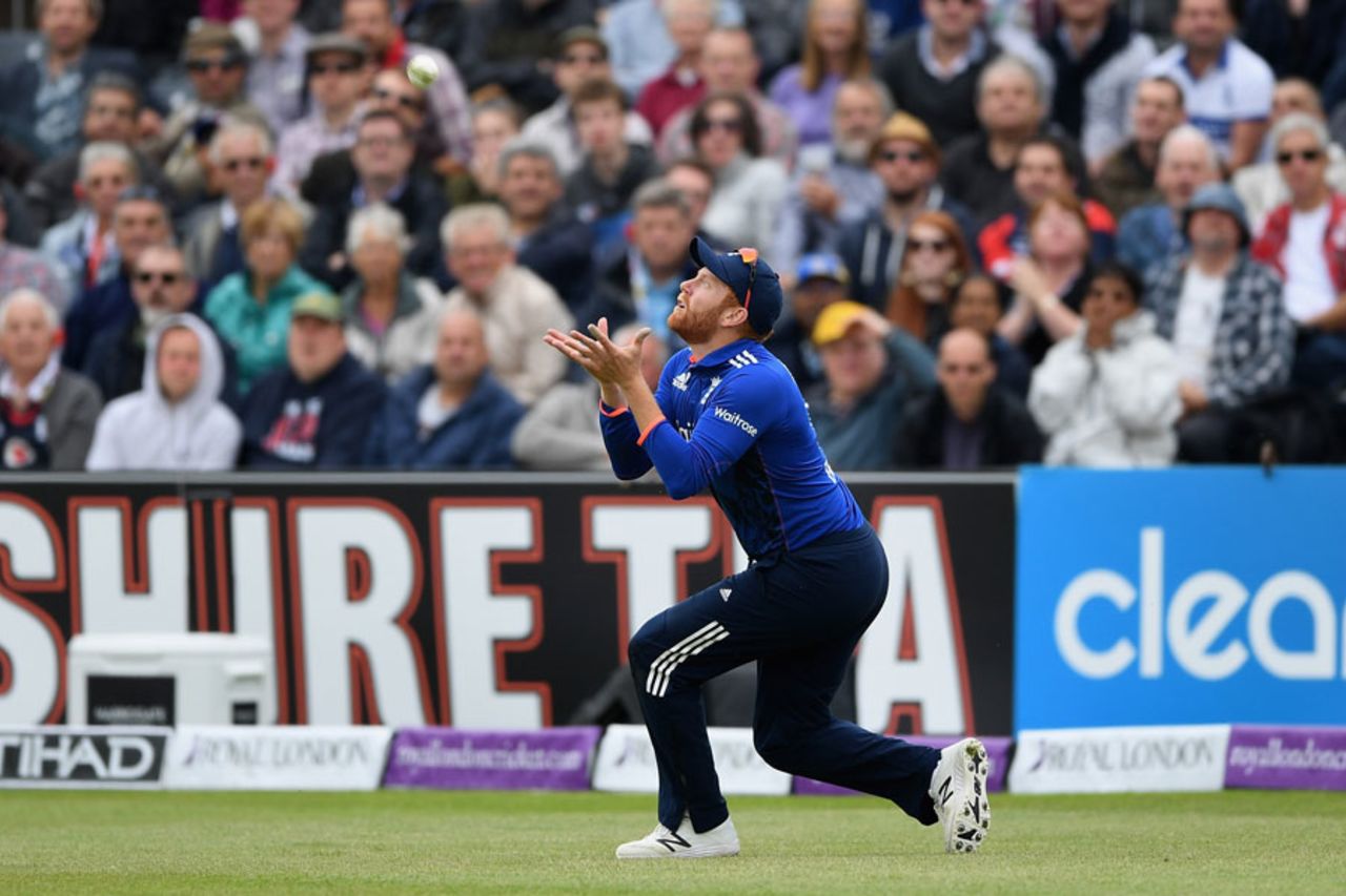 Jonny Bairstow settles under a catch, England v Sri Lanka, 3rd ODI, Bristol, June 26, 2016