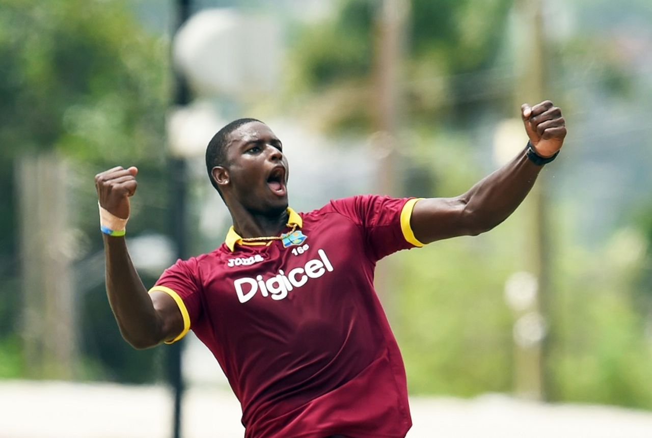 Jason Holder roars after removing Usman Khawaja early, West Indies v Australia, ODI tri-series final, Barbados, June 26, 2016