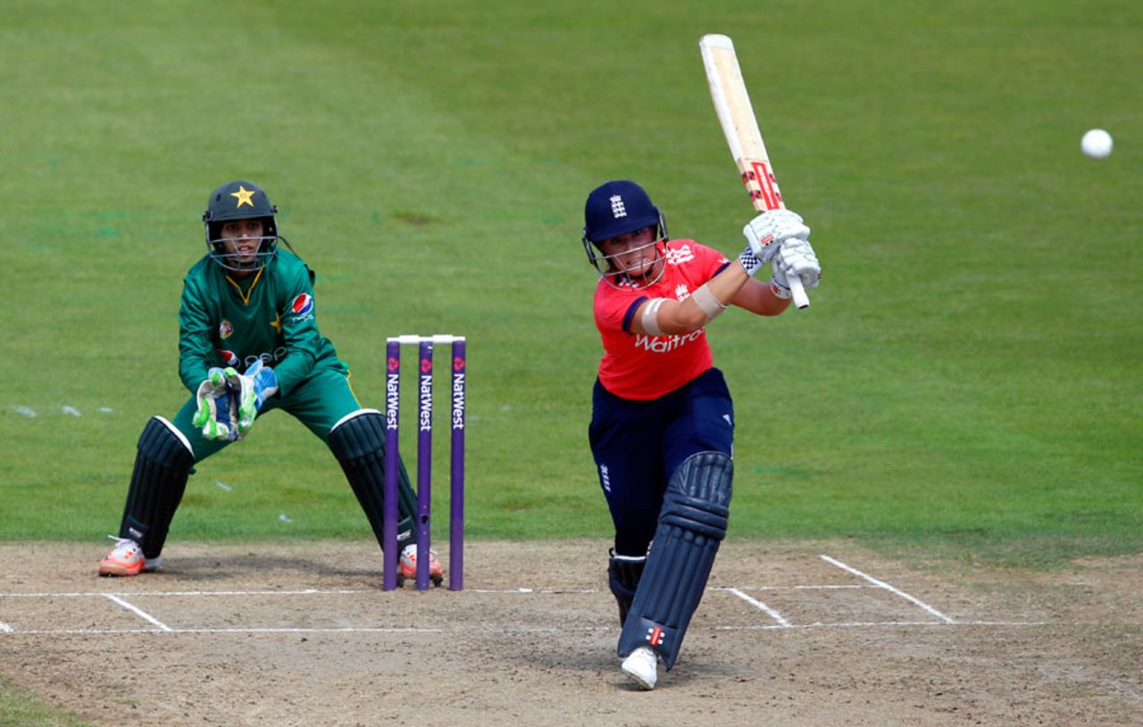 Lauren Winfield thumped 74 off 45, England Women v Pakistan Women, 1st T20, Bristol, July 3, 2016