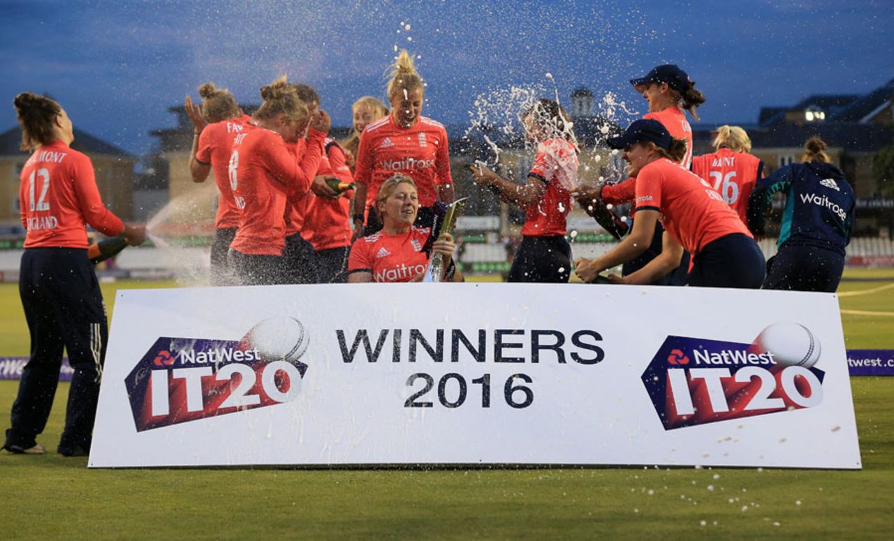 England Women celebrate their clean sweep of Pakistan Women in the T20s, England Women v Pakistan Women, 3rd T20I, Chelmsford, July 7, 2016