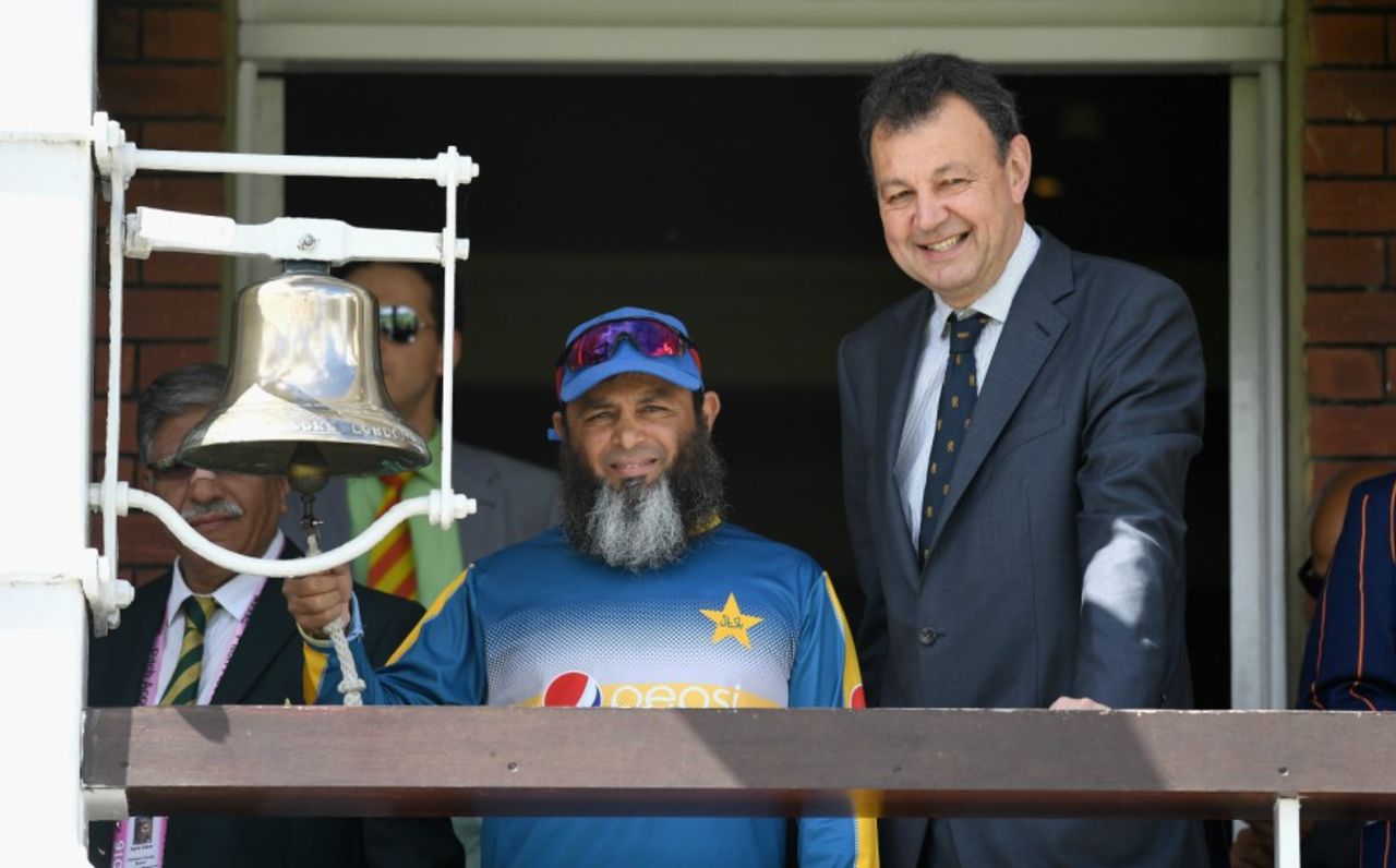 Mushtaq Ahmed rings the five-minute bell alongside MCC chief executive Derek Brewer, England v Pakistan, 1st Investec Test, Lord's, 1st day, July 14, 2016