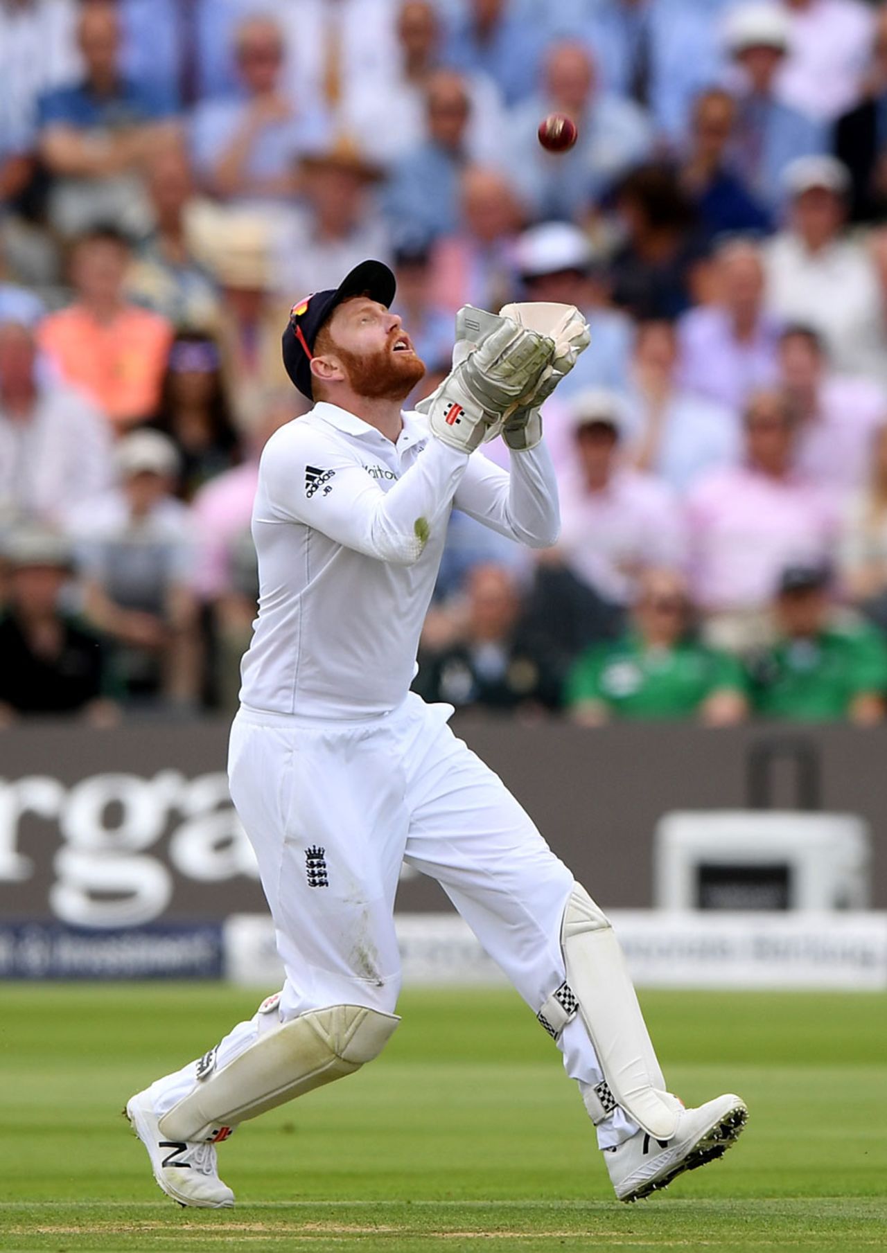 Jonny Bairstow steadies himself under a catch, England v Pakistan, 1st Investec Test, Lord's, 1st day, July 14, 2016