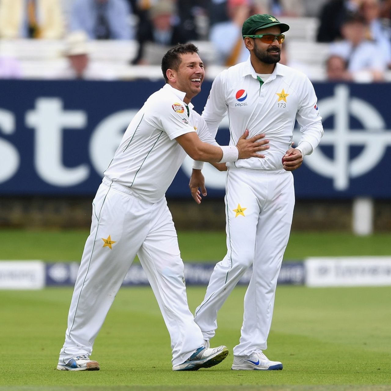 Yasir Shah and Mohammad Hafeez combined to get rid of Joe Root, England v Pakistan, 1st Investec Test, Lord's, 2nd day, July 15, 2016