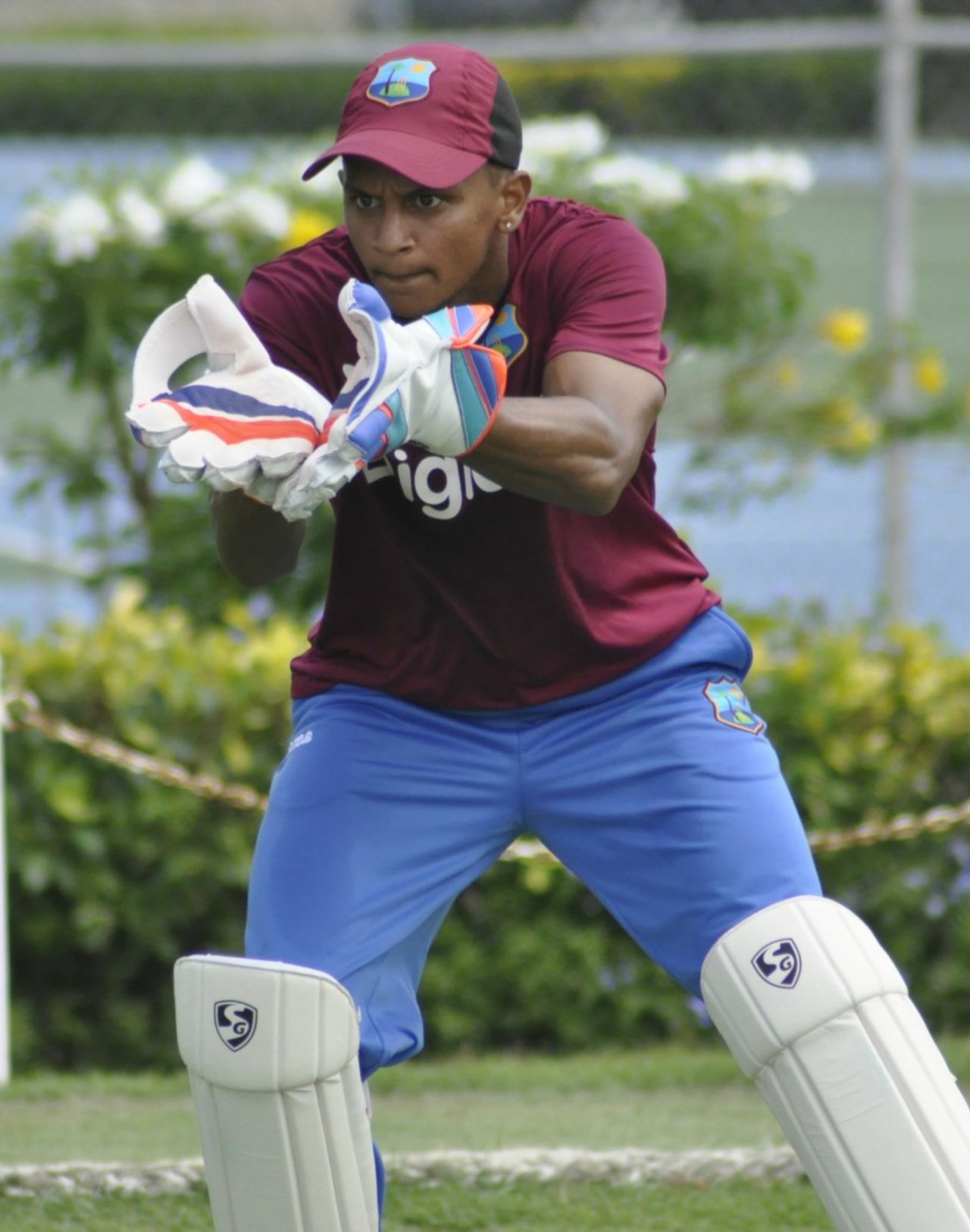 Shane Dowrich participates in wicket-keeping drills, Barbados, July 15, 2016