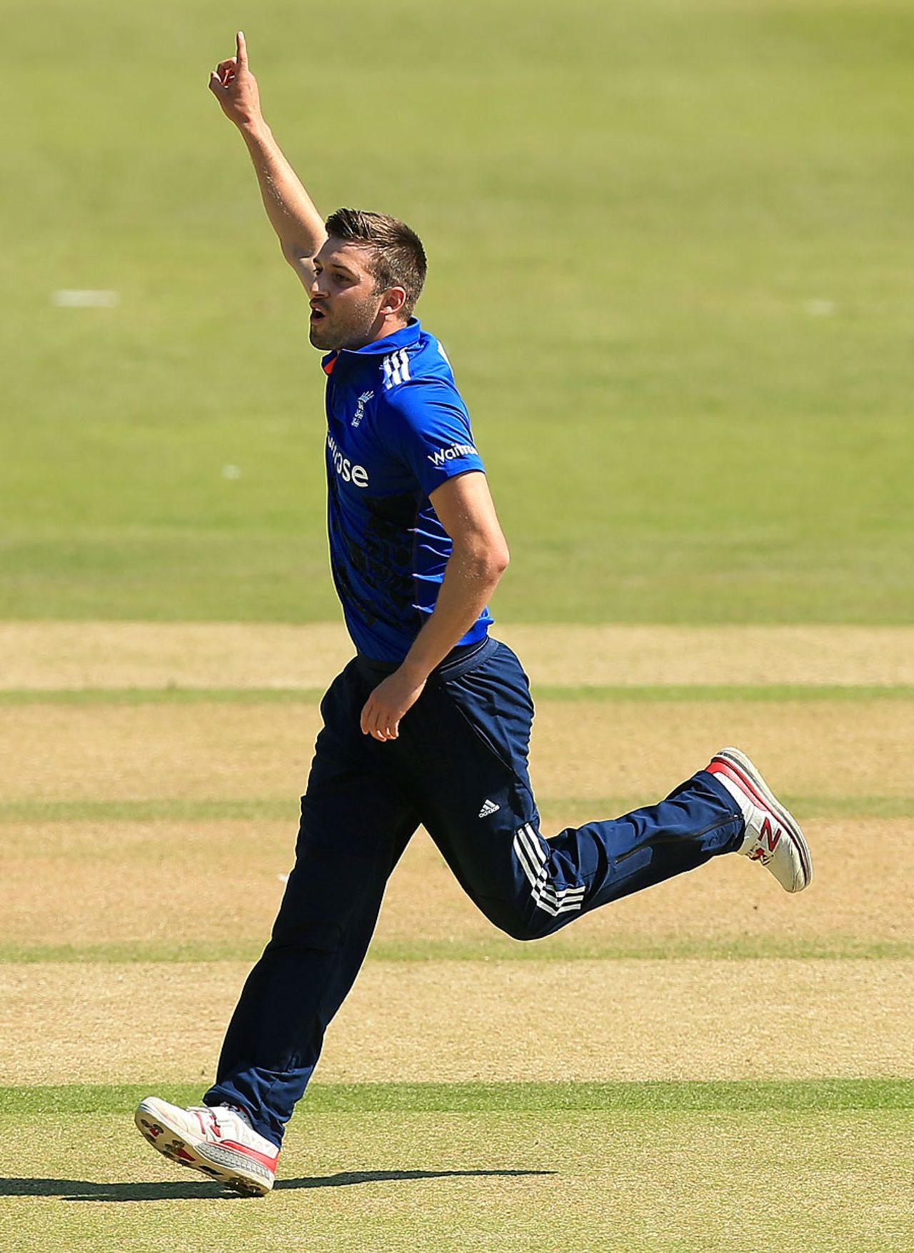 Mark Wood struck in his first over, England Lions v Pakistan A, Tri-series, Cheltenham, July 19, 2016