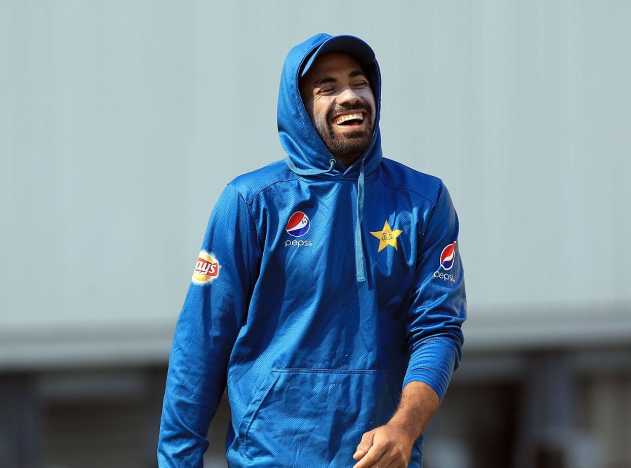 Wahab Riaz finds a reason to smile at training, Manchester, July 20, 2016