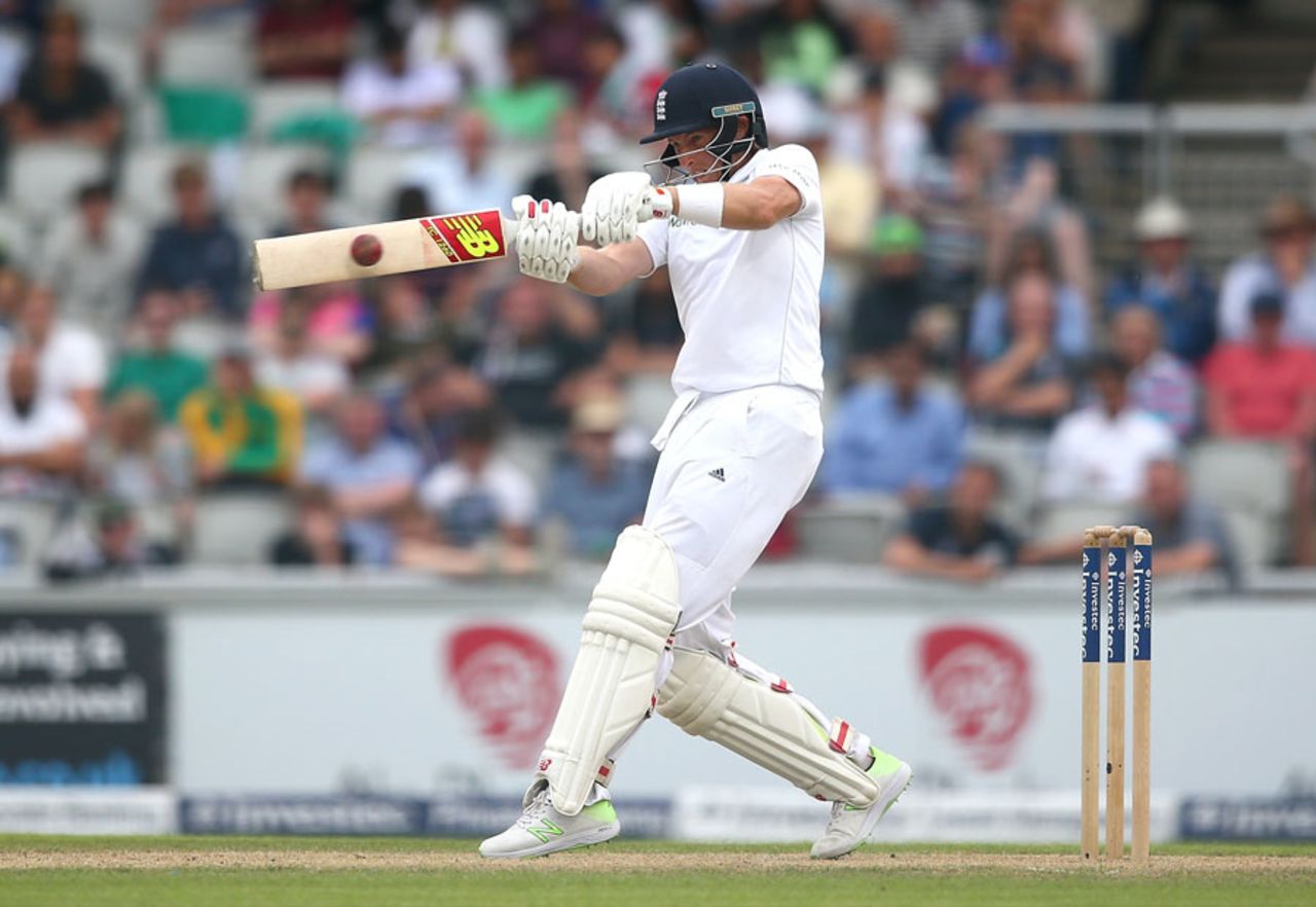 Joe Root continued to make serene progress, England v Pakistan, 2nd Investec Test, Old Trafford, 1st day, July 22, 2016