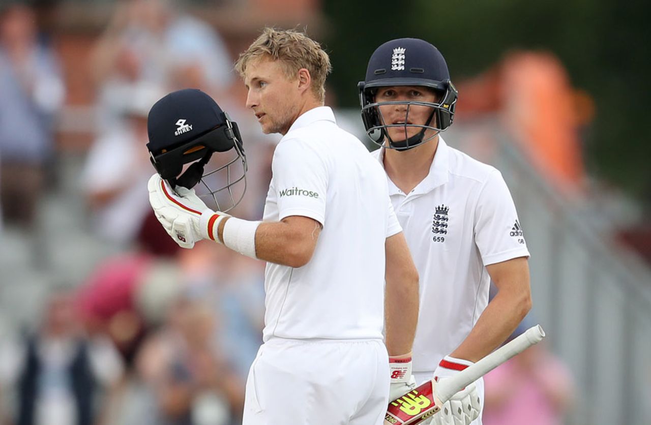 Joe Root made his first international hundred of the summer, England v Pakistan, 2nd Investec Test, Old Trafford, 1st day, July 22, 2016