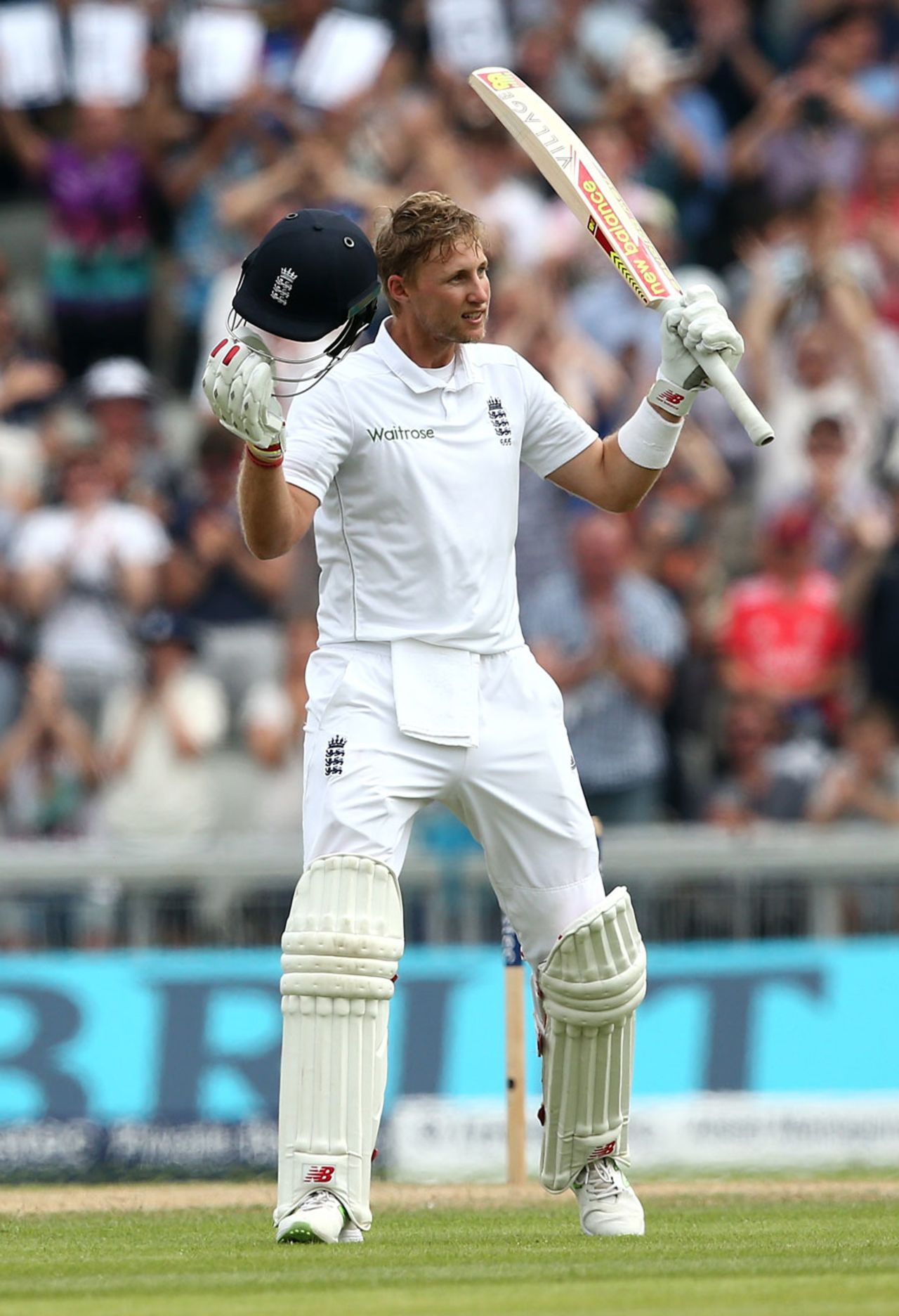 Joe Root salutes the crowd after bringing up his second Test double-century, England v Pakistan, 2nd Investec Test, Old Trafford, 2nd day, July 23, 2016
