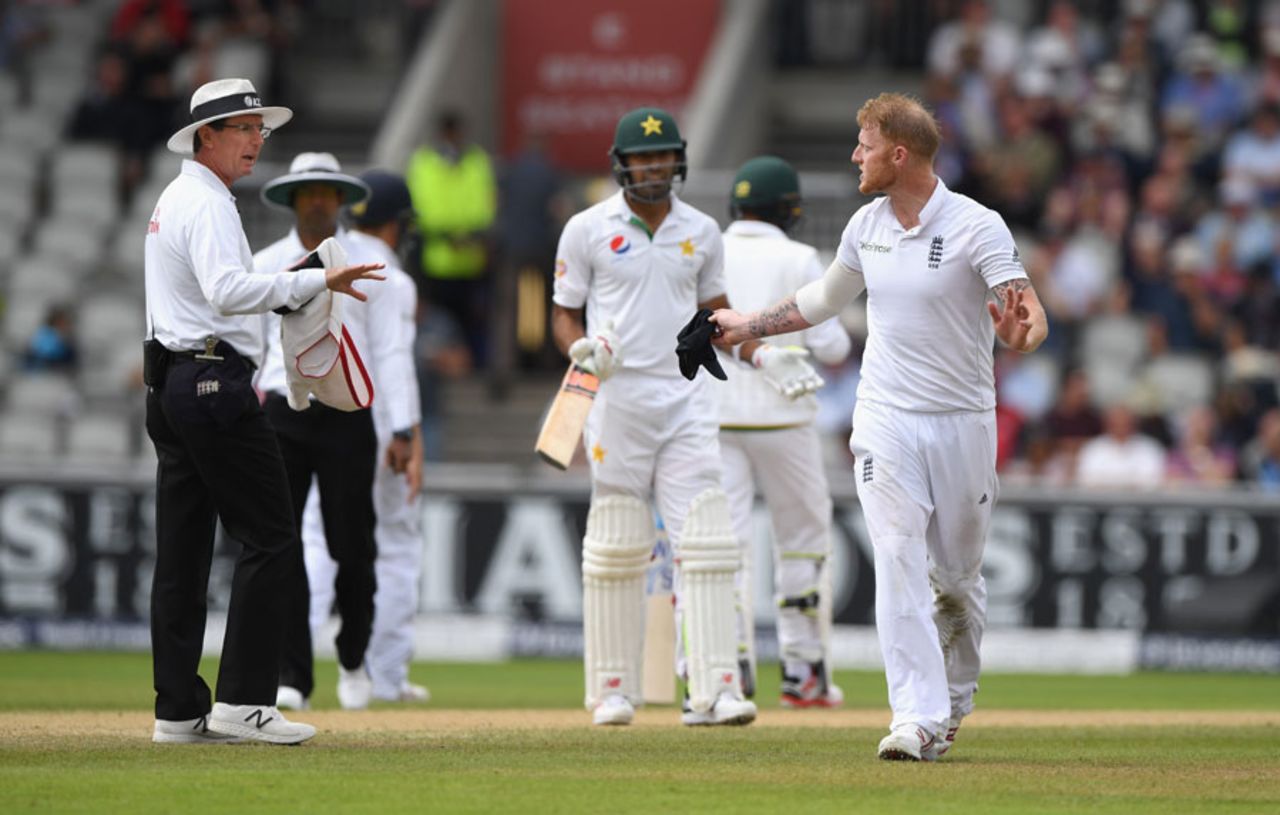 Rod Tucker had to tell Ben Stokes to calm down, England v Pakistan, 2nd Investec Test, Old Trafford, 3rd day, July 24, 2016