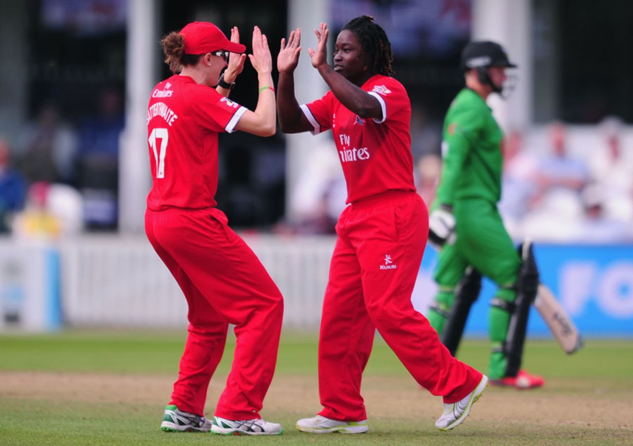 Deandra Dottin took three wickets but finished on the losing side, Western Storm v Lancashire Thunder, Women's Super League, Taunton, July 31, 2016