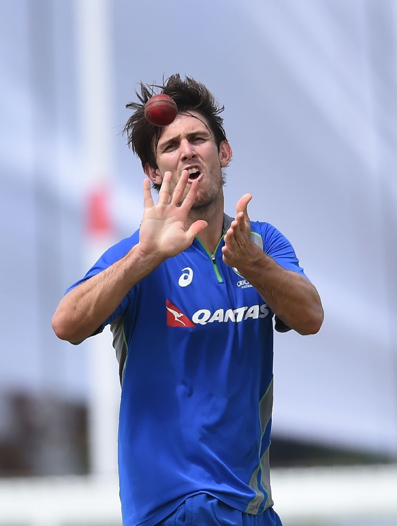 Mitchell Marsh catches the ball at the nets, Galle, August 2, 2016