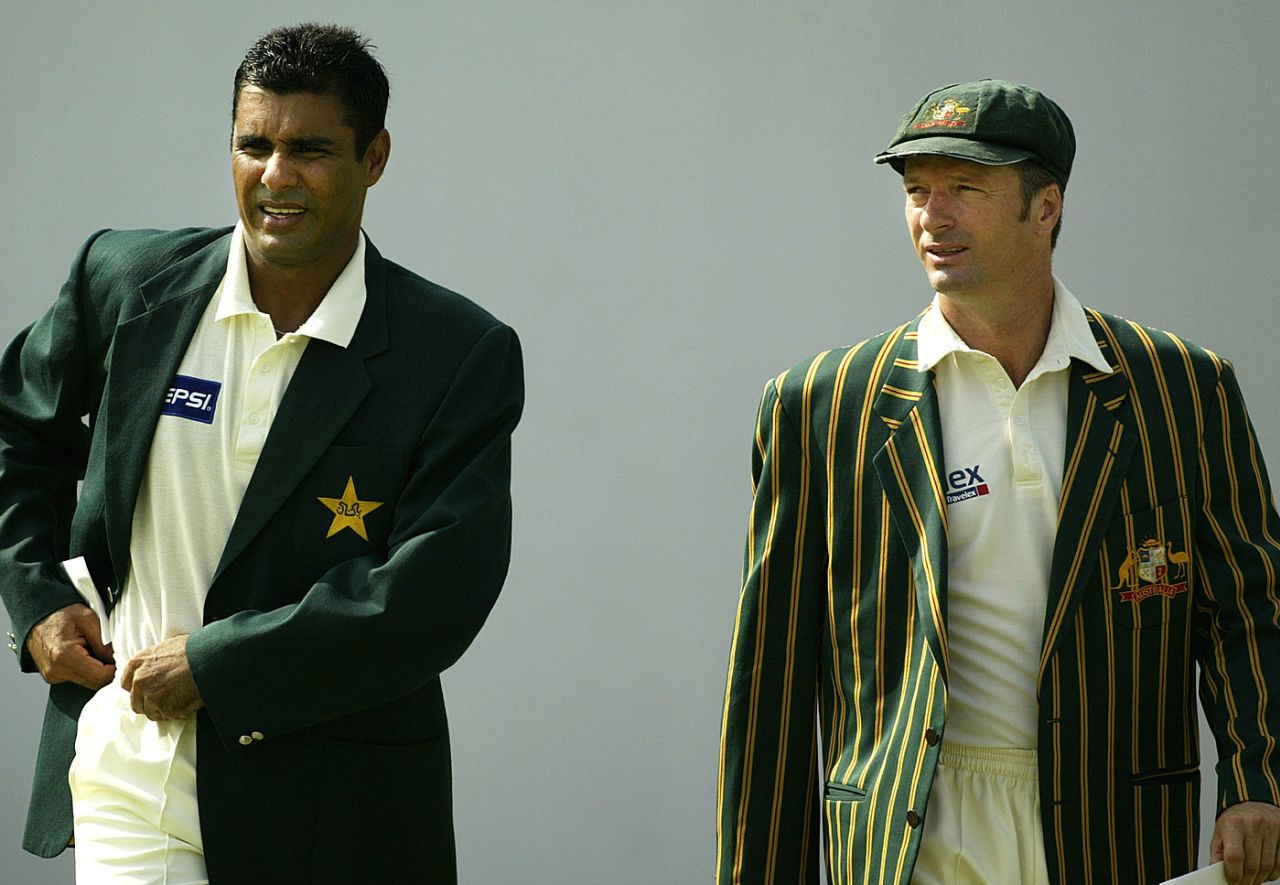 Waqar Younis and Steve Waugh walk out for the toss, Australia v Pakistan, 2nd Test, Sharjah, 1st day, October 11, 2002
