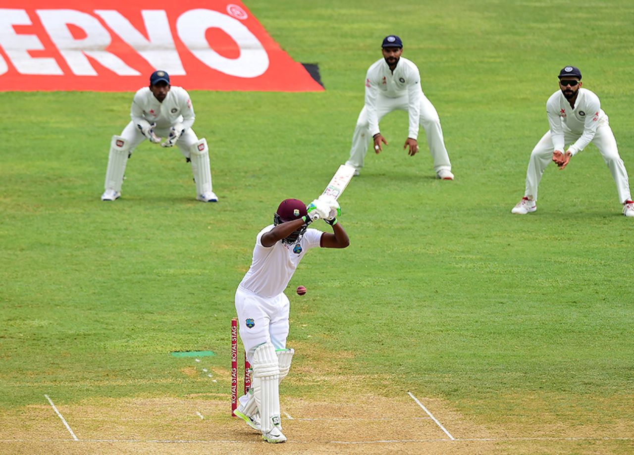 Darren Bravo shoulders arms to a delivery, West Indies v India, 2nd Test, Kingston, 4th day, August 2, 2016