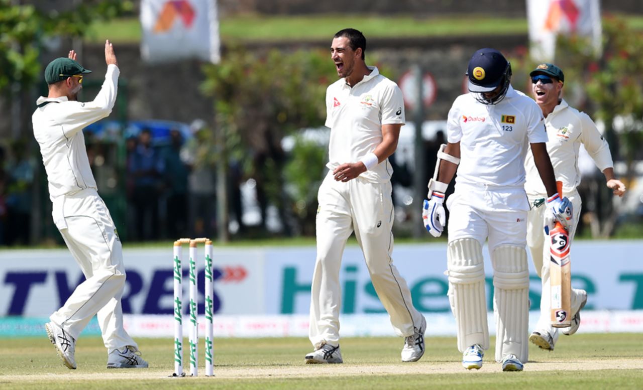 Mitchell Starc dismissed Dimuth Karunaratne off the first ball of the match, Sri Lanka v Australia, 2nd Test, Galle, 1st day, August 4, 2016