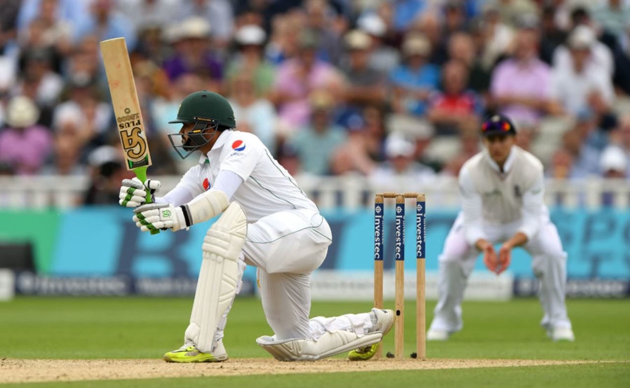 Azhar Ali drives on his way to fifty, England v Pakistan, 3rd Investec Test, Edgbaston, 2nd day, August 4, 2016