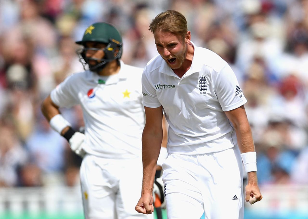 Stuart Broad opened his wicket tally when he removed Asad Shafiq, England v Pakistan, 3rd Investec Test, Edgbaston, 2nd day, August 5, 2016