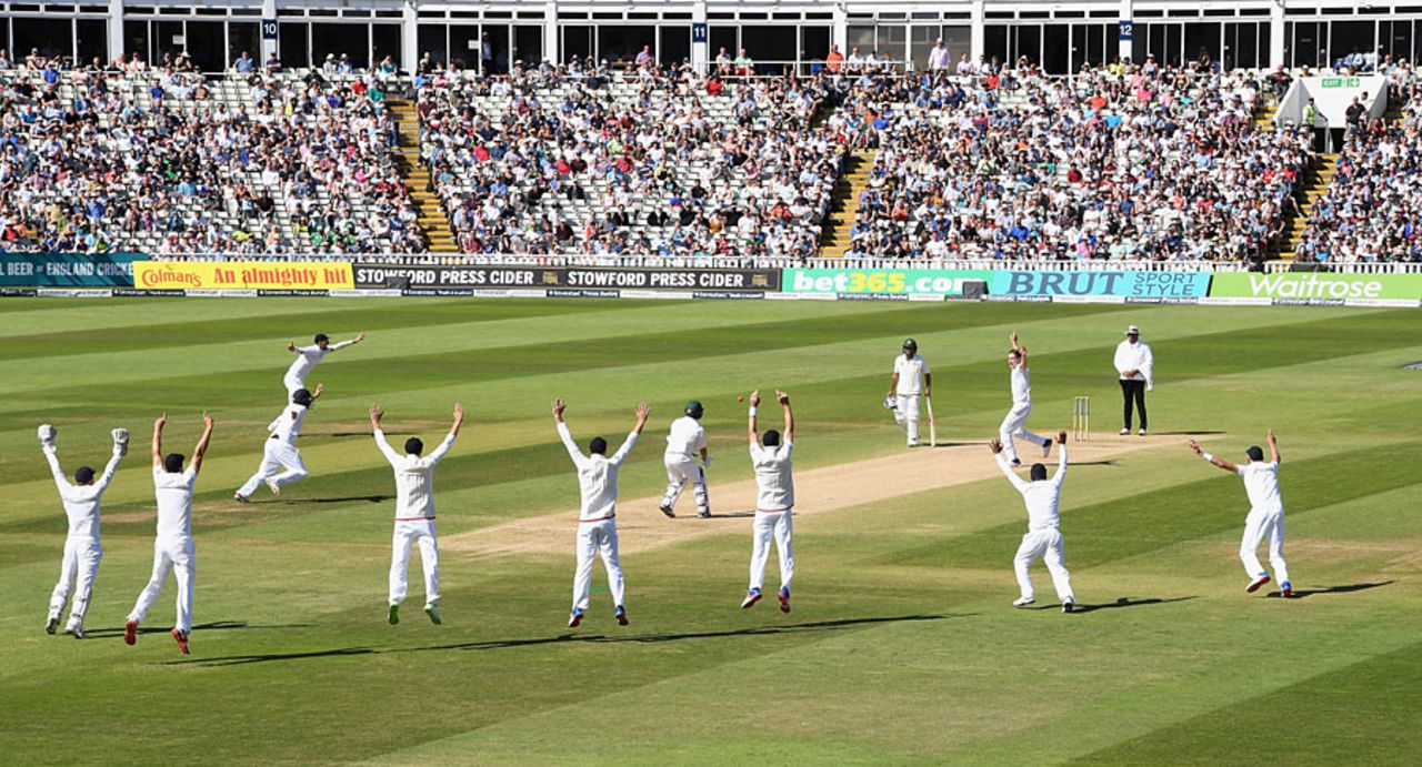 Howzat! England appeal as one, England v Pakistan, 3rd Investec Test, Edgbaston, 5th day, August 7, 2016