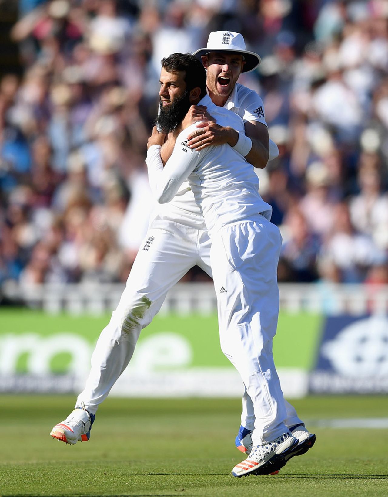 Moeen Ali claimed the final wicket and was named Man of the Match, England v Pakistan, 3rd Investec Test, Edgbaston, 5th day, August 7, 2016