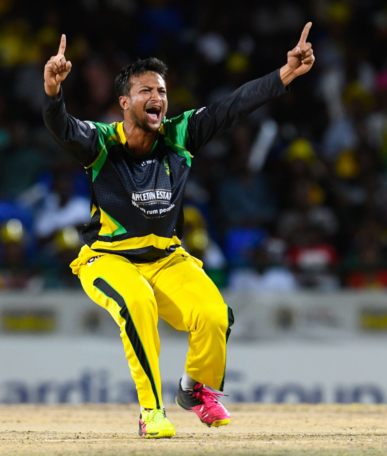 Shakib Al Hasan goes up with a successful appeal for the wicket of Jason Mohammed, Jamaica Tallawahs v Guyana Amazon Warriors, CPL 2016, Final, St Kitts, August 7, 2016
