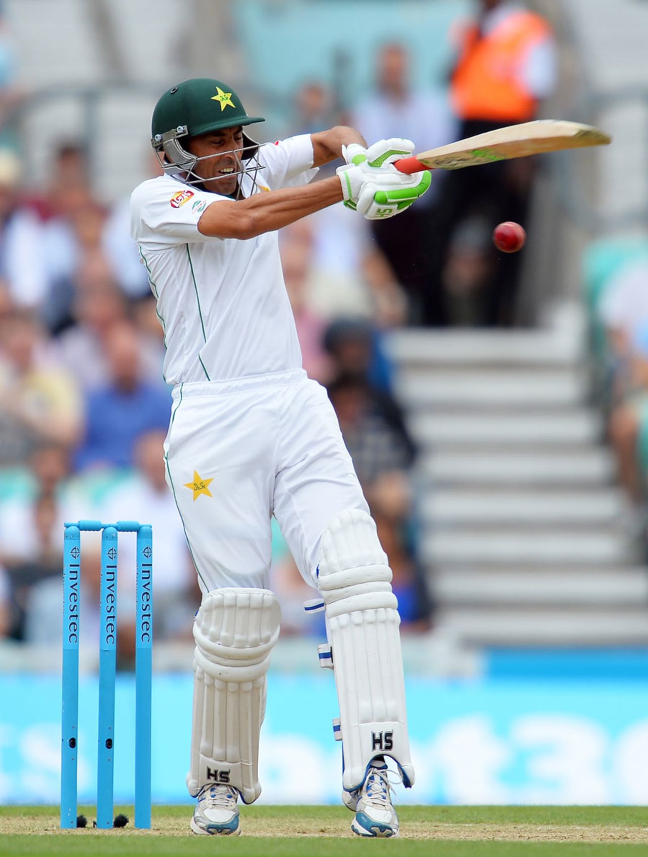 Younis Khan resumed on his overnight score of 101, England v Pakistan, 4th Test, The Oval, 3rd day, August 13, 2016
