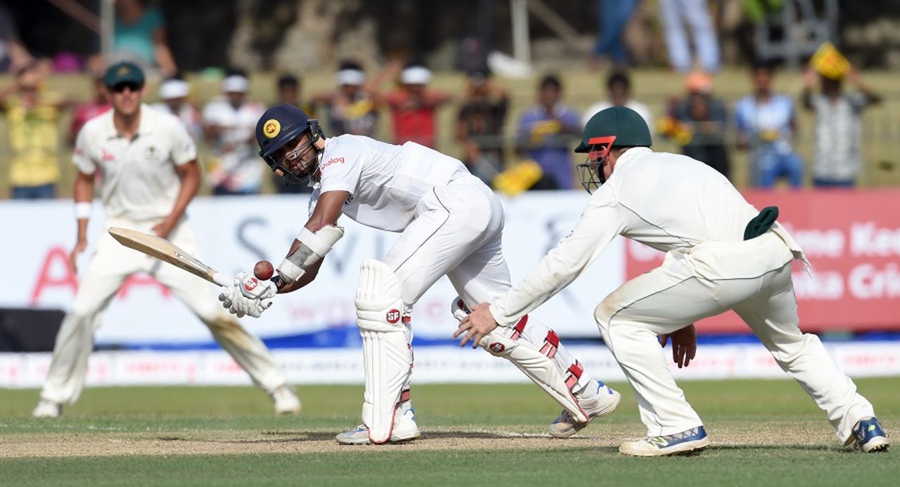 Dinesh Chandimal flicks one past short leg, Sri Lanka v Australia, 3rd Test, SSC, 1st day, August 13, 2016