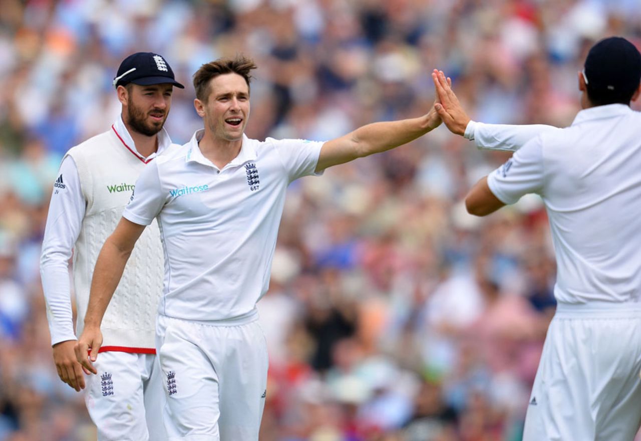 Chris Woakes picked up yet another wicket, England v Pakistan, 4th Test, The Oval, 3rd day, August 13, 2016