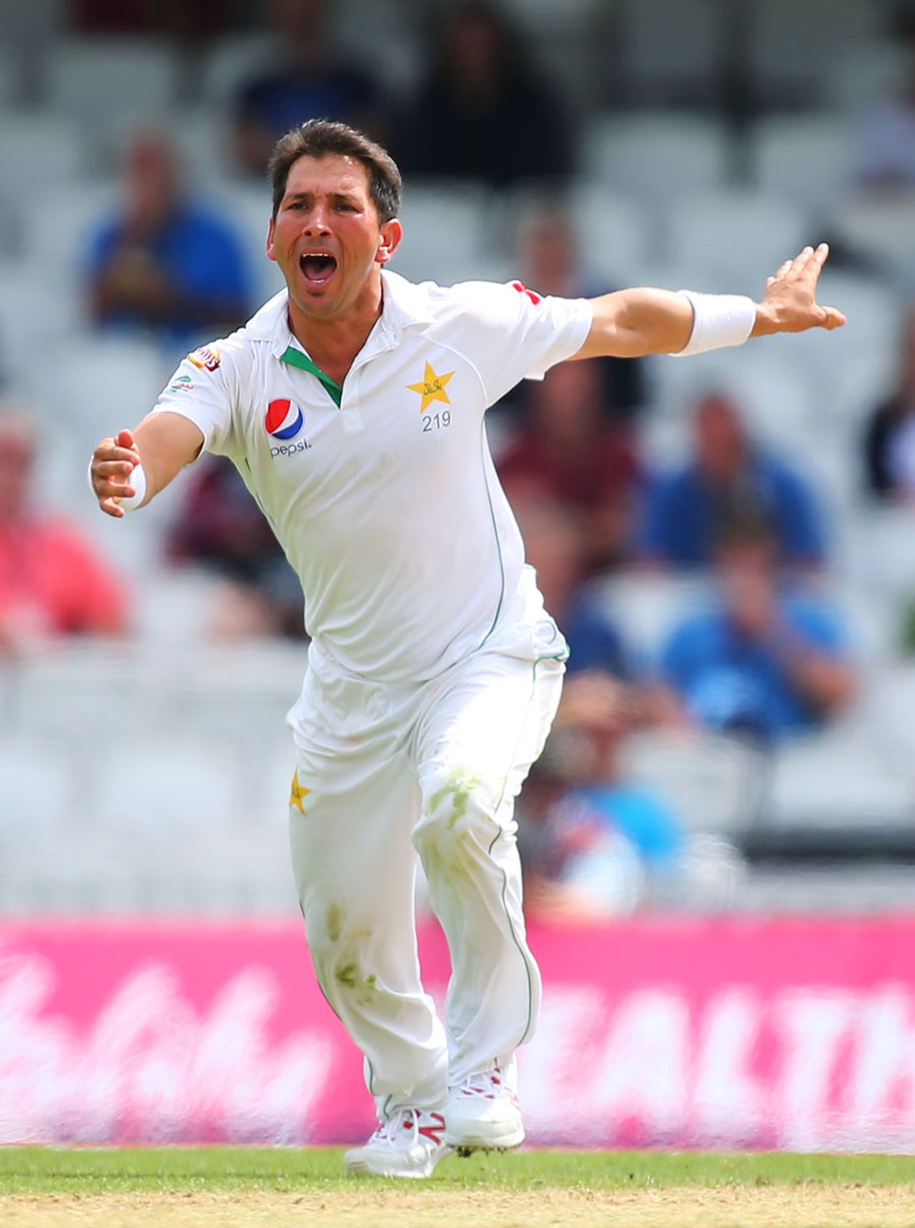 Yasir Shah struck just before lunch, England v Pakistan, 4th Test, The Oval, 4th day, August 14, 2016
