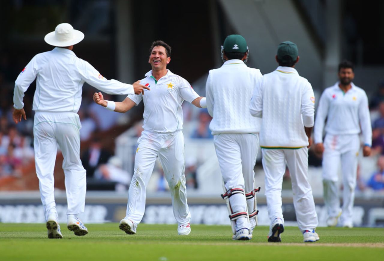 Yasir Shah completed his five-wicket haul when Stuart Broad fell to slip, England v Pakistan, 4th Test, The Oval, 4th day, August 14, 2016