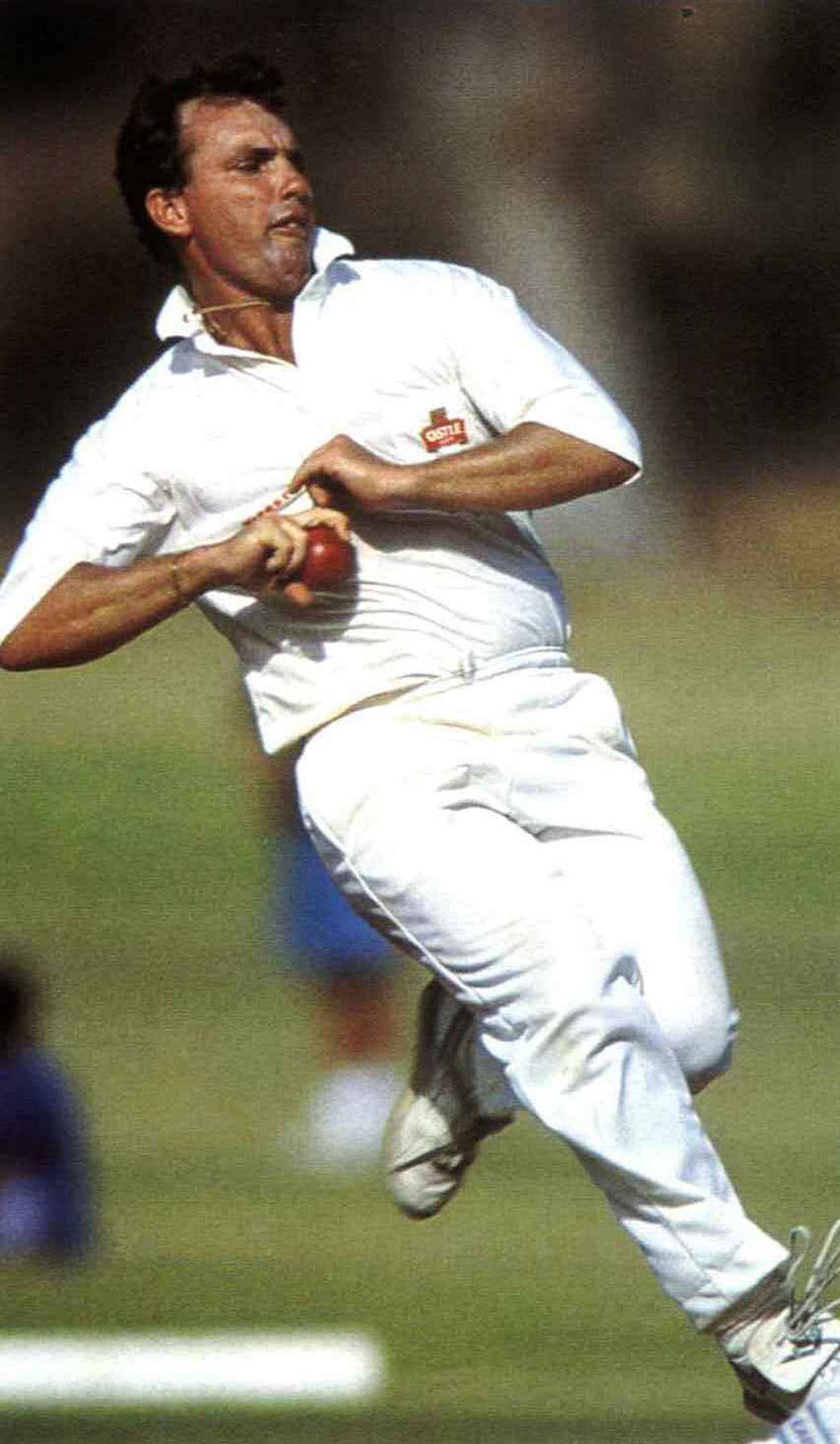 Dave Callaghan runs in to bowl, South Africa, 1994