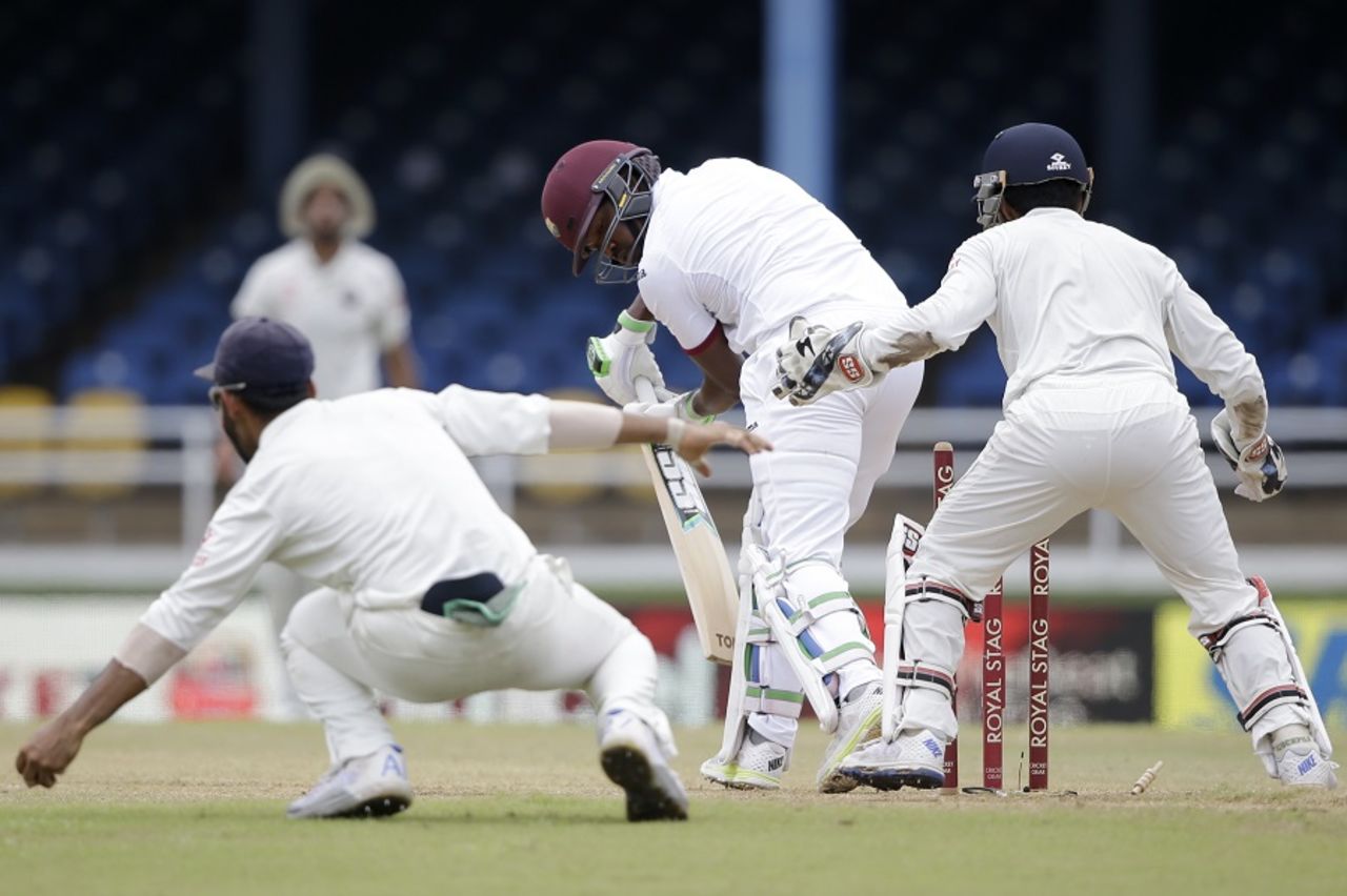 Darren Bravo is cleaned up by R Ashwin, West Indies v India, 4th Test, Port of Spain, 1st day, August 18, 2016