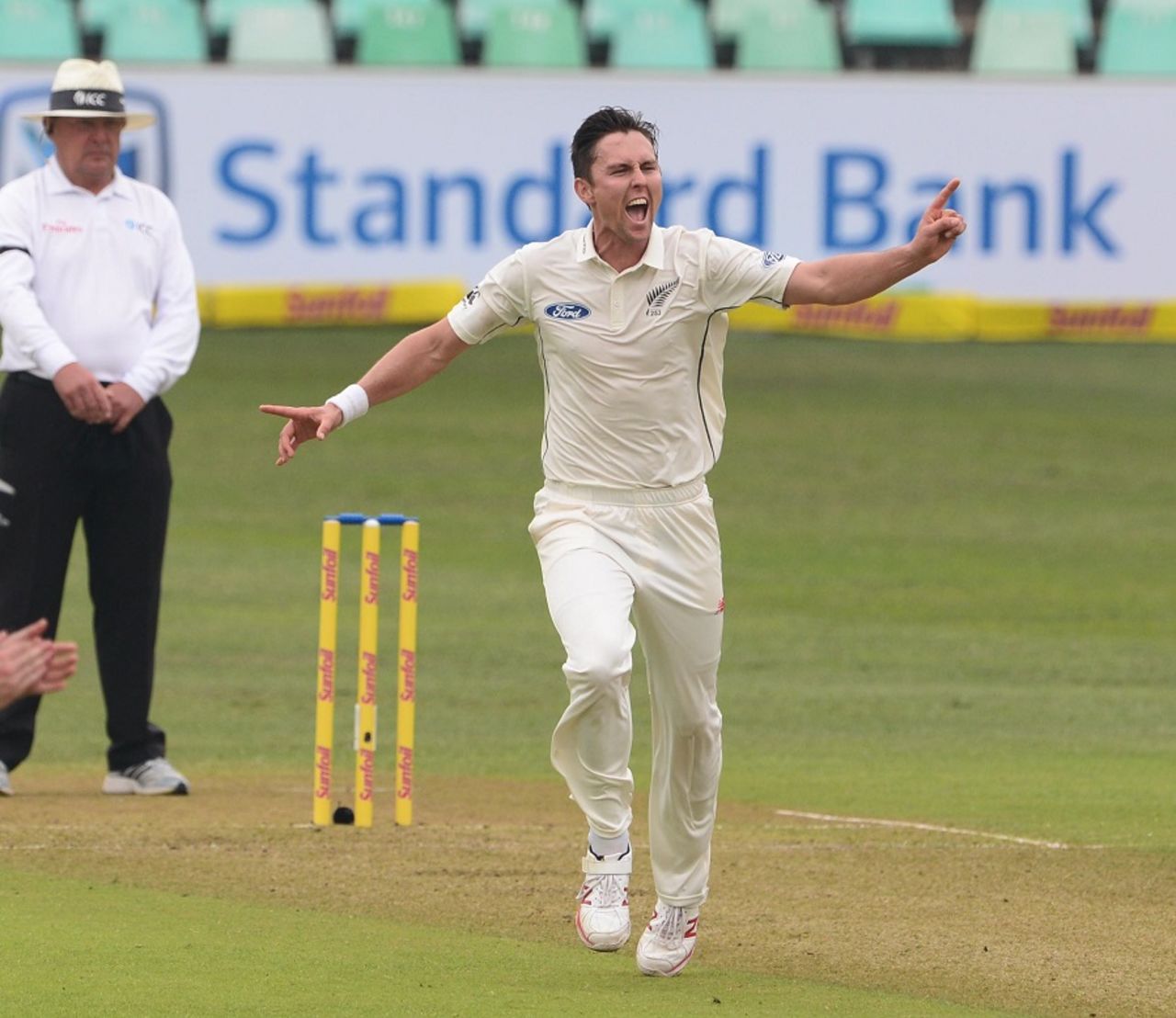 Trent Boult is ecstatic after picking up a wicket, South Africa v New Zealand, 1st Test, Durban, 1st day, August 19, 2016