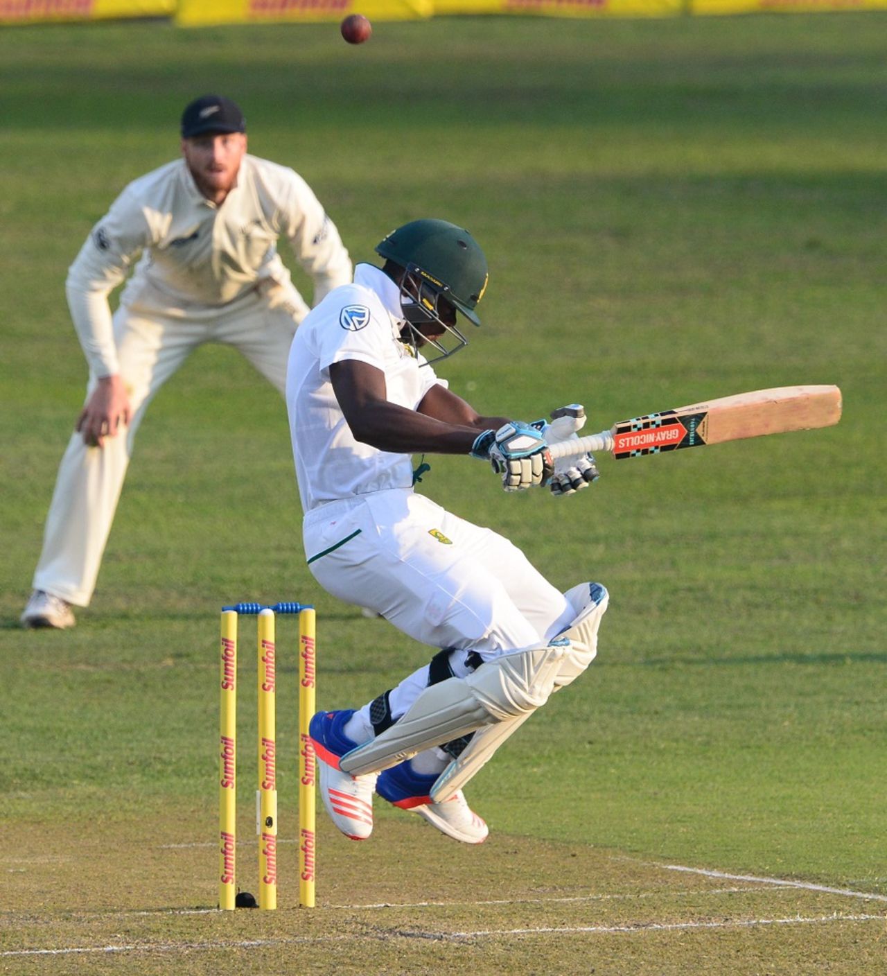 Kagiso Rabada gets under a bouncer, South Africa v New Zealand, 1st Test, Durban, 1st day, August 19, 2016