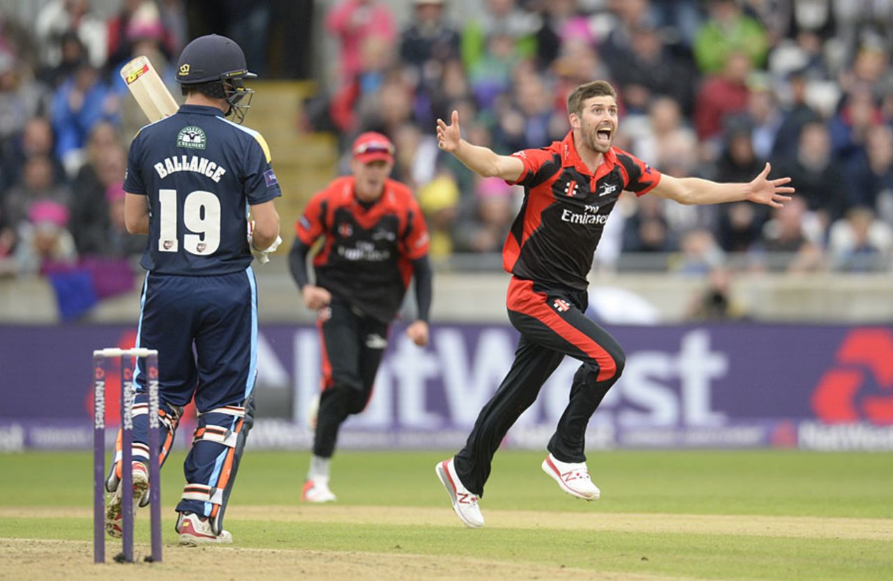 Mark Wood removed Jonny Bairstow and Gary Ballance in the same over, Durham v Yorkshire, NatWest T20 Blast, 2nd semi-final, Edgbaston, August 20, 2016