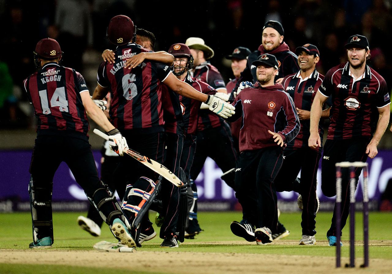 The Northants players run on to the field to celebrate victory, Durham v Northamptonshire, NatWest T20 Blast final, Edgbaston, August 20, 2016