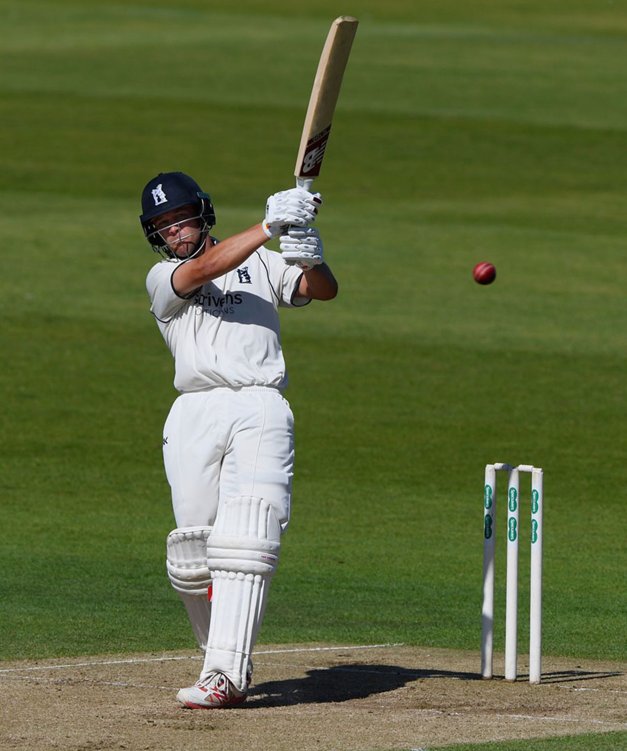 Jonathan Trott pulls during his 48, Durham v Warwickshire, County Championship, Division One, Chester-le-Street, 2nd day, August 24, 2016