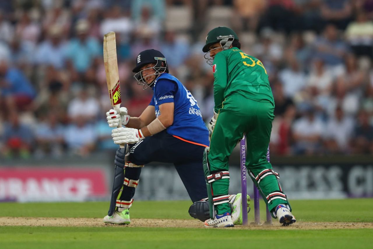 Joe Root's fine form continued with 61 from 72 balls, England v Pakistan, 1st ODI, Ageas Bowl, August 24, 2016