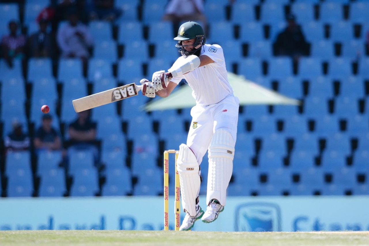 Hashim Amla stands tall and punches one to the off side, South Africa v New Zealand, 2nd Test, Centurion, 1st day, August 27, 2016