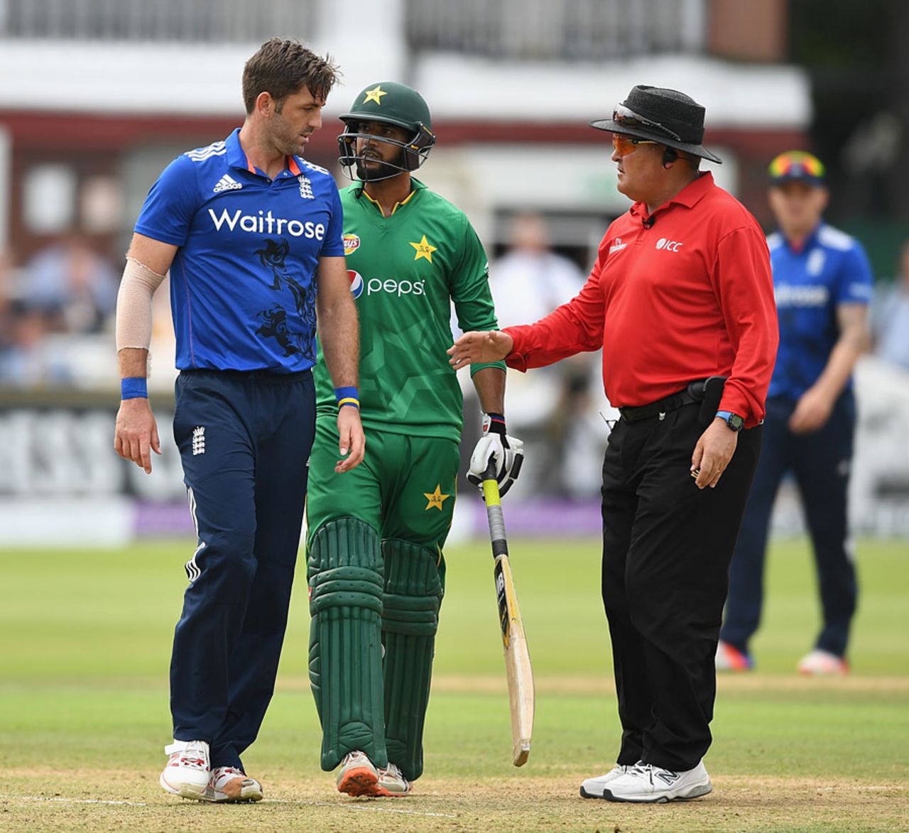 The umpire stepped in when Liam Plunkett and Imad Wasim shared a few words, England v Pakistan, 2nd ODI, Lord's, August 27, 2016
