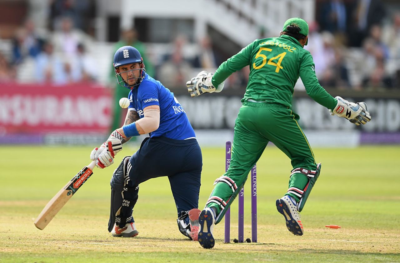 Alex Hales was bowled sweeping at Imad Wasim, England v Pakistan, 2nd ODI, Lord's, August 27, 2016