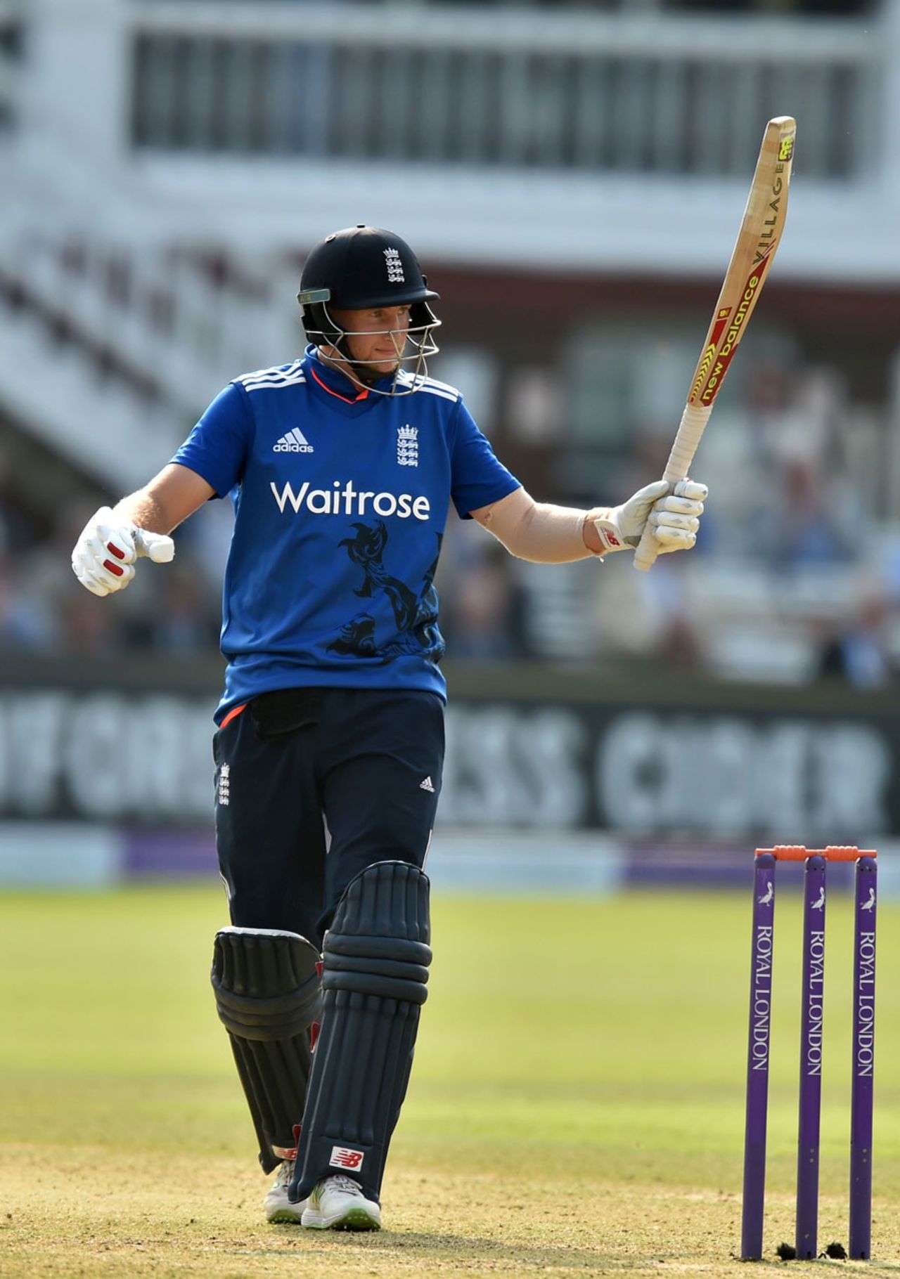 Joe Root brings up his half-century, England v Pakistan, 2nd ODI, Lord's, August 27, 2016