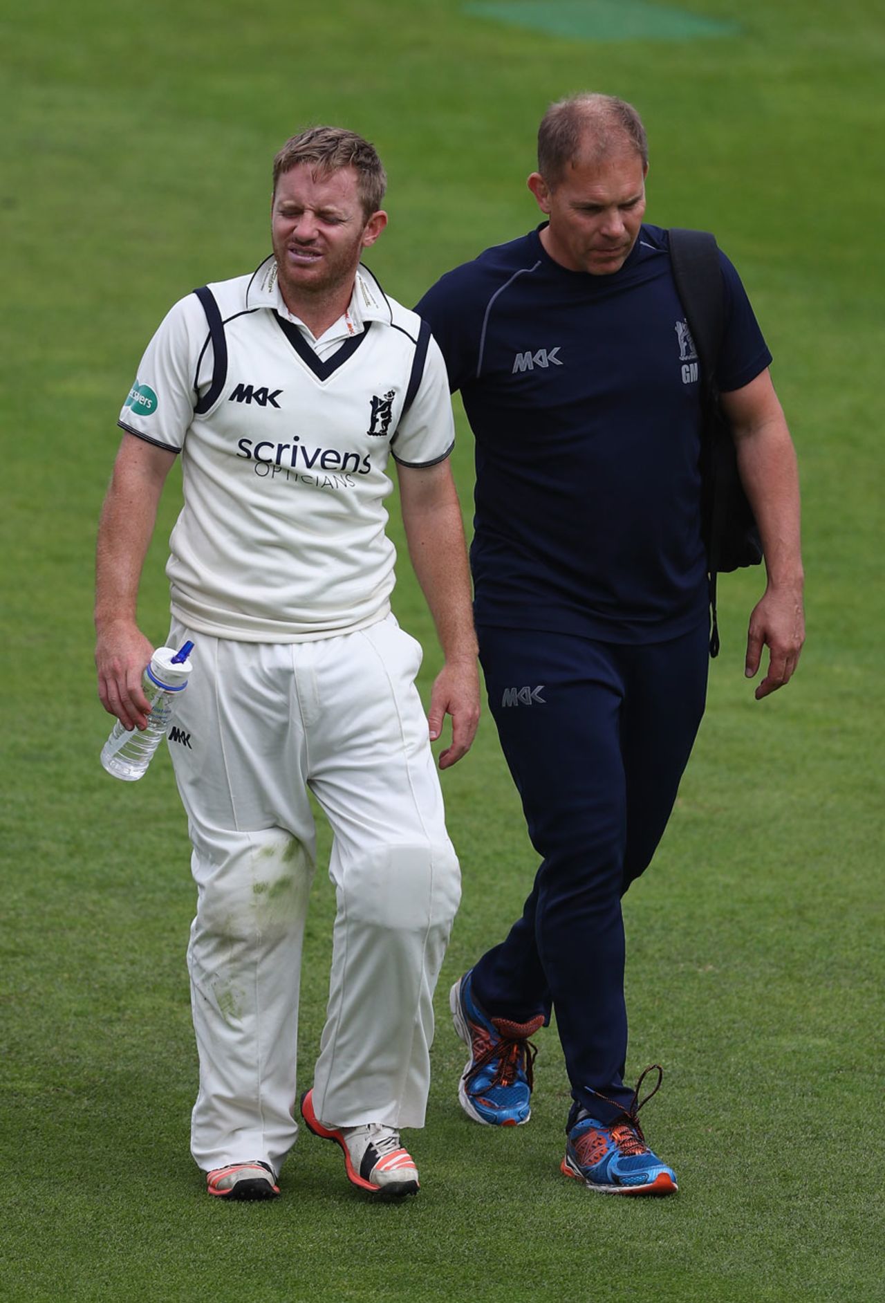 Ian Westwood was struck a blow on the head fielding at short leg, Warwickshire v Middlesex, County Championship, Division One, Edgbaston, 1st day, August 31, 2016