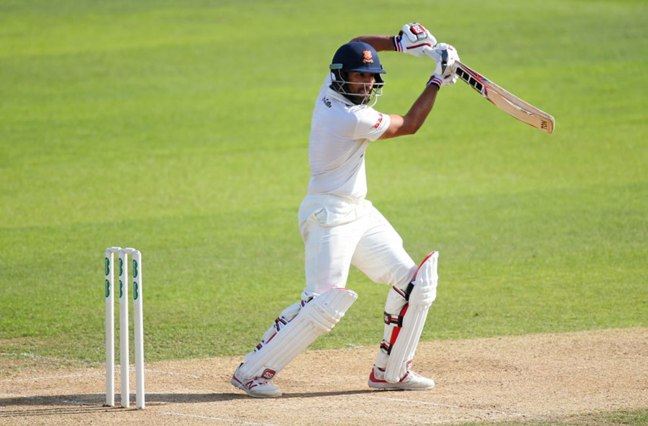 Ravi Bopara progressed past 50, Essex v Worcestershire, County Championship, Division Two, Chelmsford, 2nd day, September 1, 2016