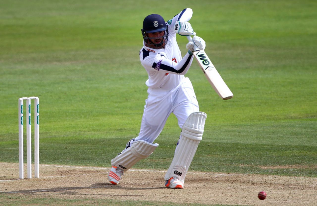James Vince found some form with 60, Hampshire v Yorkshire, County Championship, Division One, Ageas Bowl, 2nd day, September 1, 2016