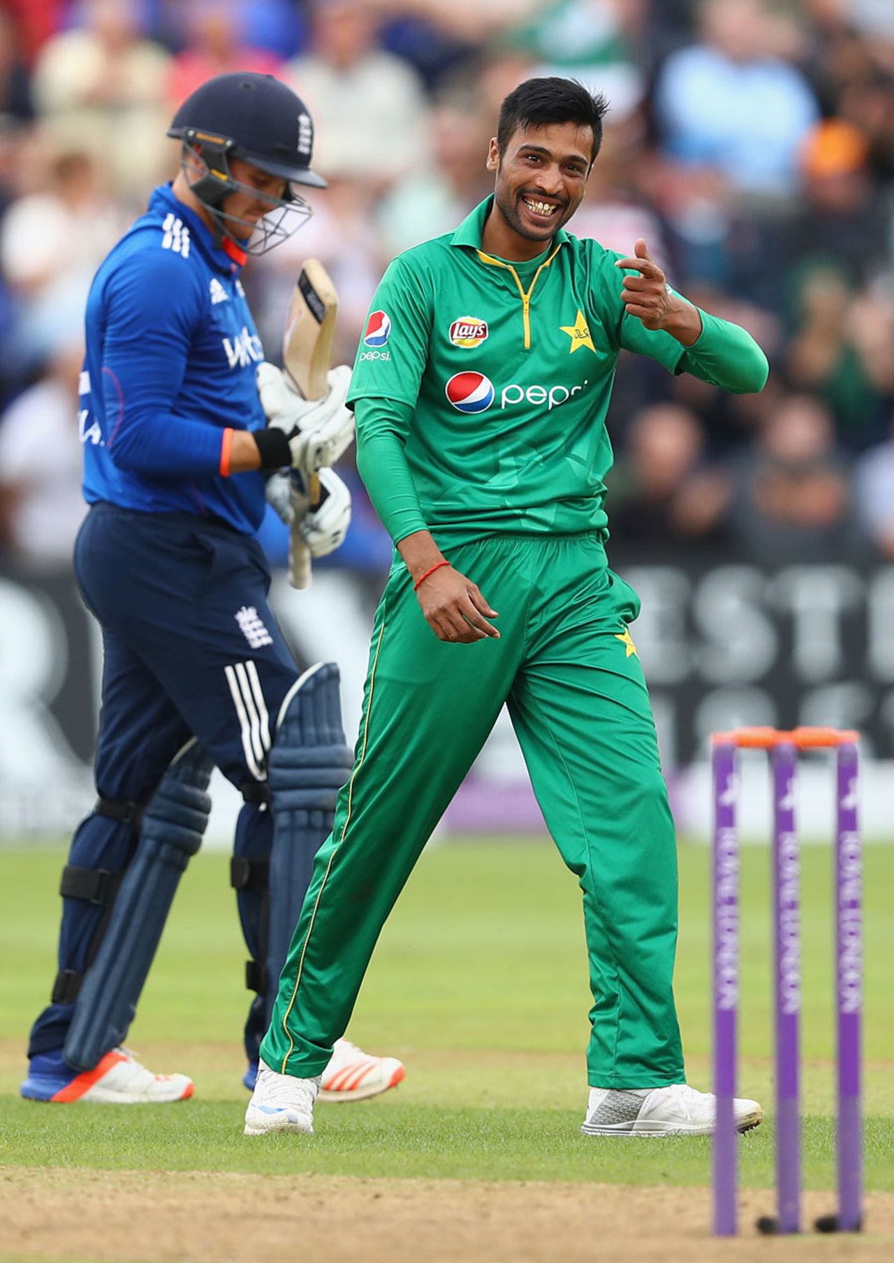 Mohammad Amir removed Jason Roy for 87, England v Pakistan, 5th ODI, Cardiff, September 4, 2016